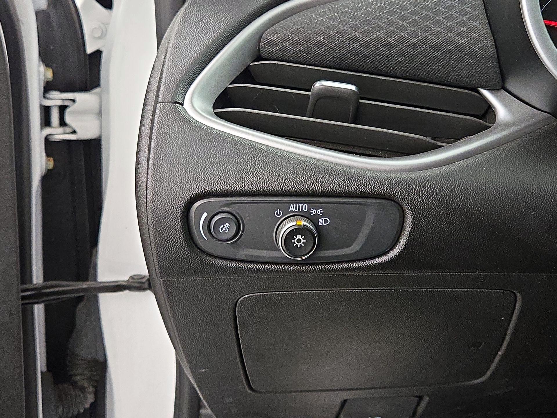 Thumbnail: 2024 Chevrolet Malibu - 13