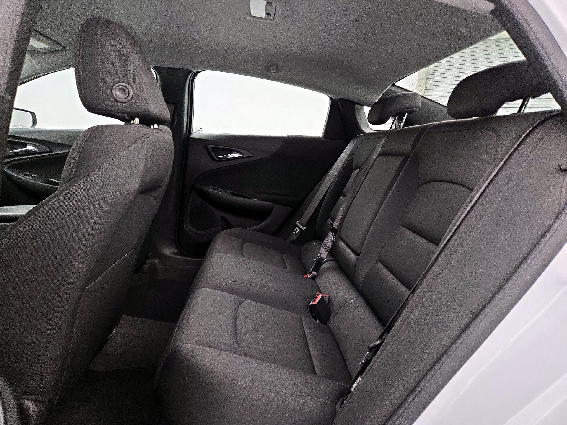 Thumbnail: 2024 Chevrolet Malibu - 19