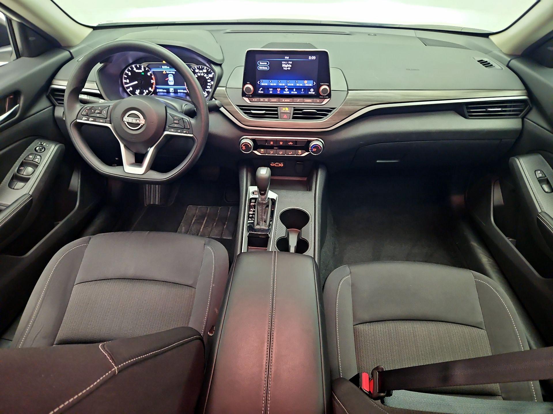 Thumbnail: 2025 Nissan Altima - 9