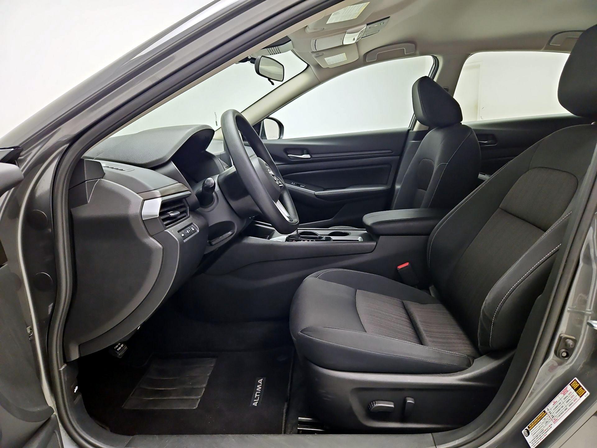 Thumbnail: 2025 Nissan Altima - 11