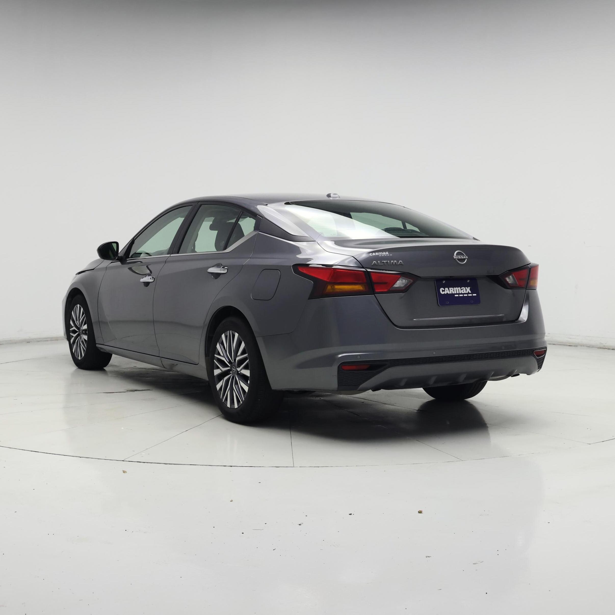 Thumbnail: 2025 Nissan Altima - 2