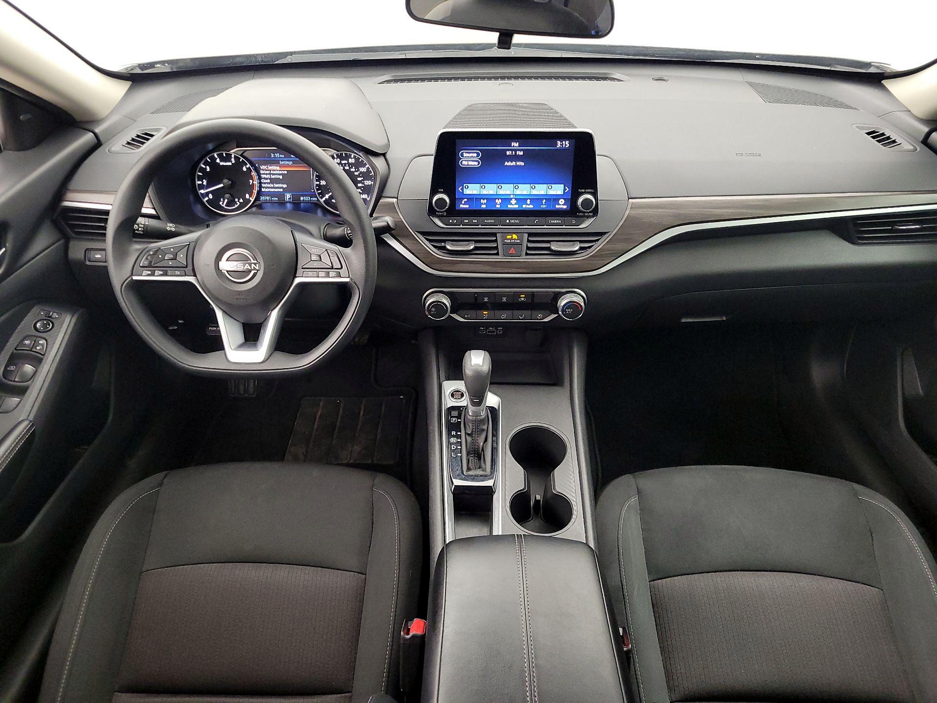 Thumbnail: 2025 Nissan Altima - 9