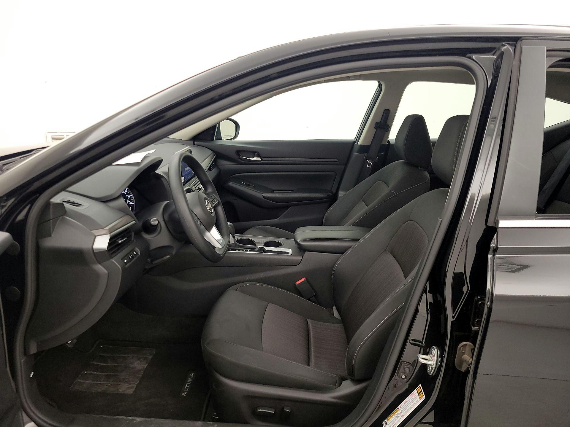 Thumbnail: 2025 Nissan Altima - 11