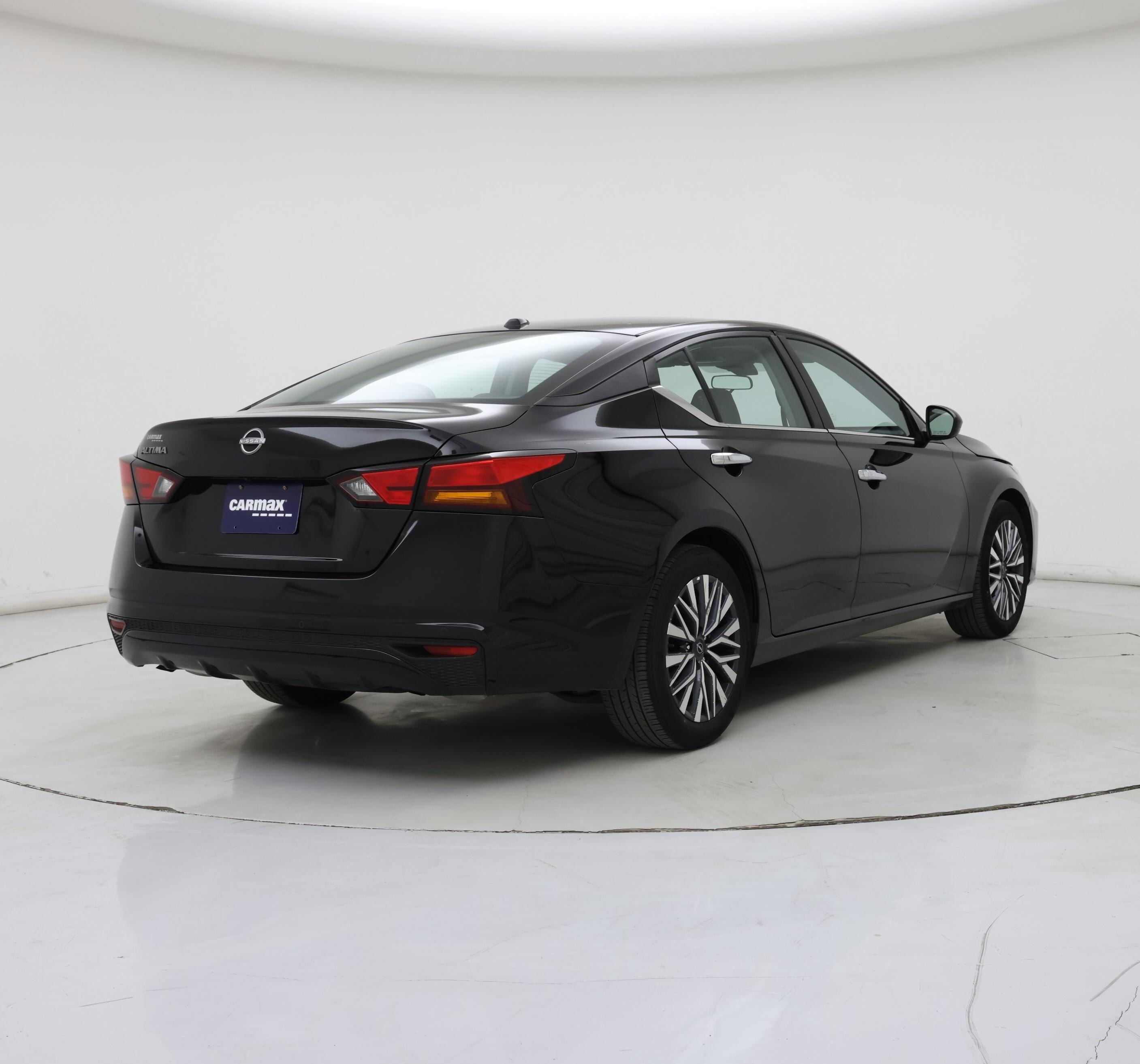 Thumbnail: 2025 Nissan Altima - 8