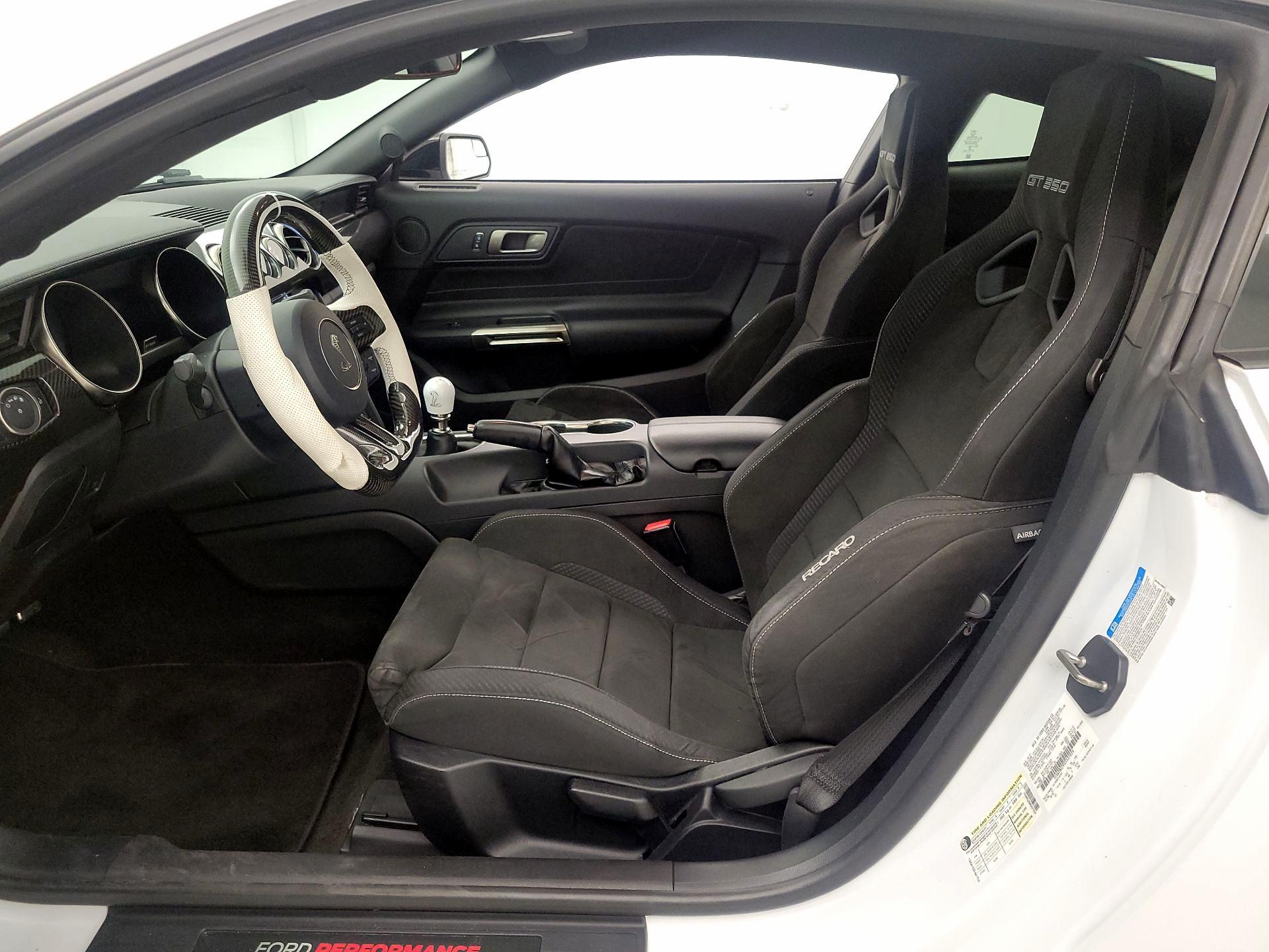 Thumbnail: 2017 Ford Mustang - 11