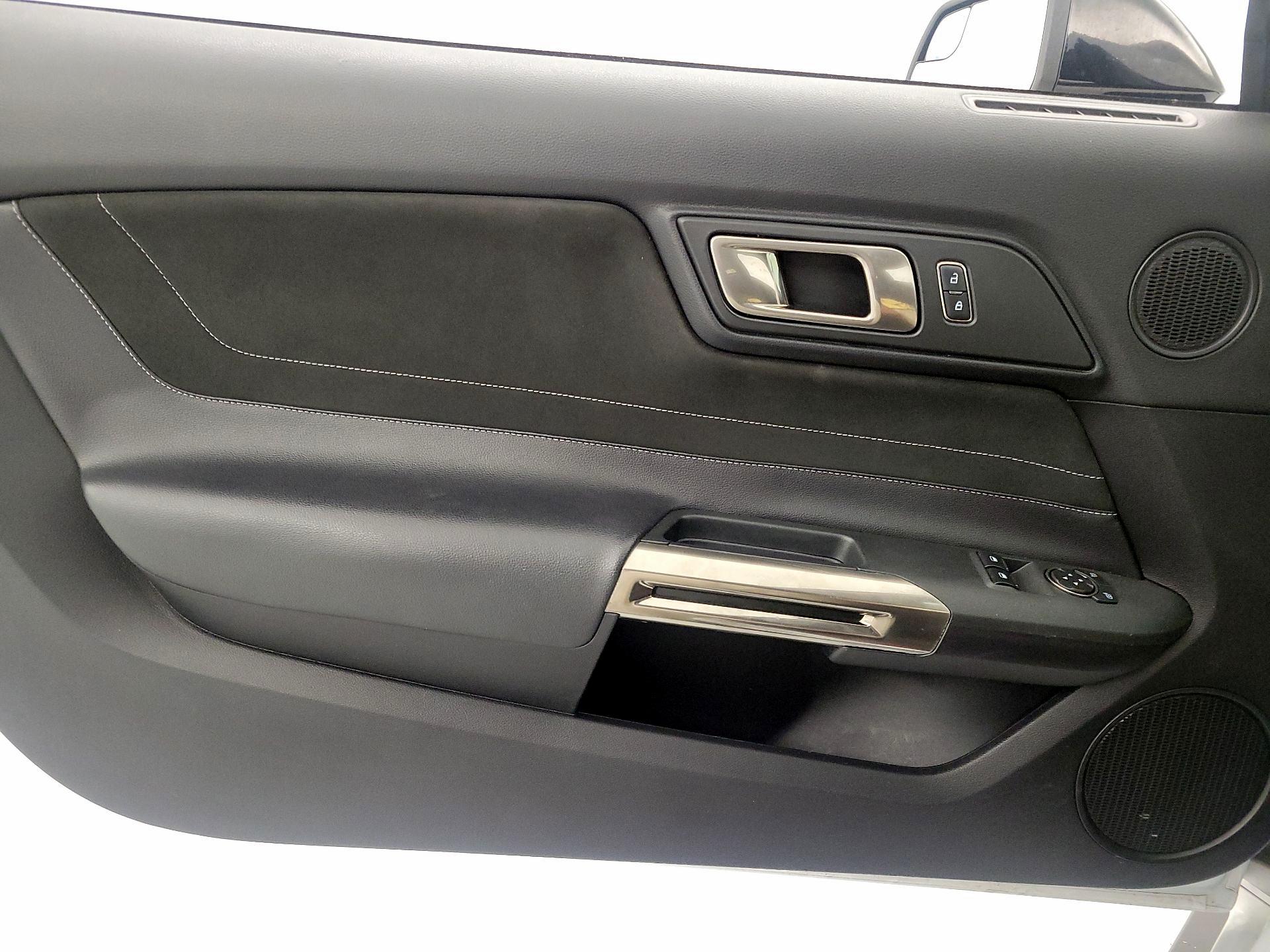 Thumbnail: 2017 Ford Mustang - 12