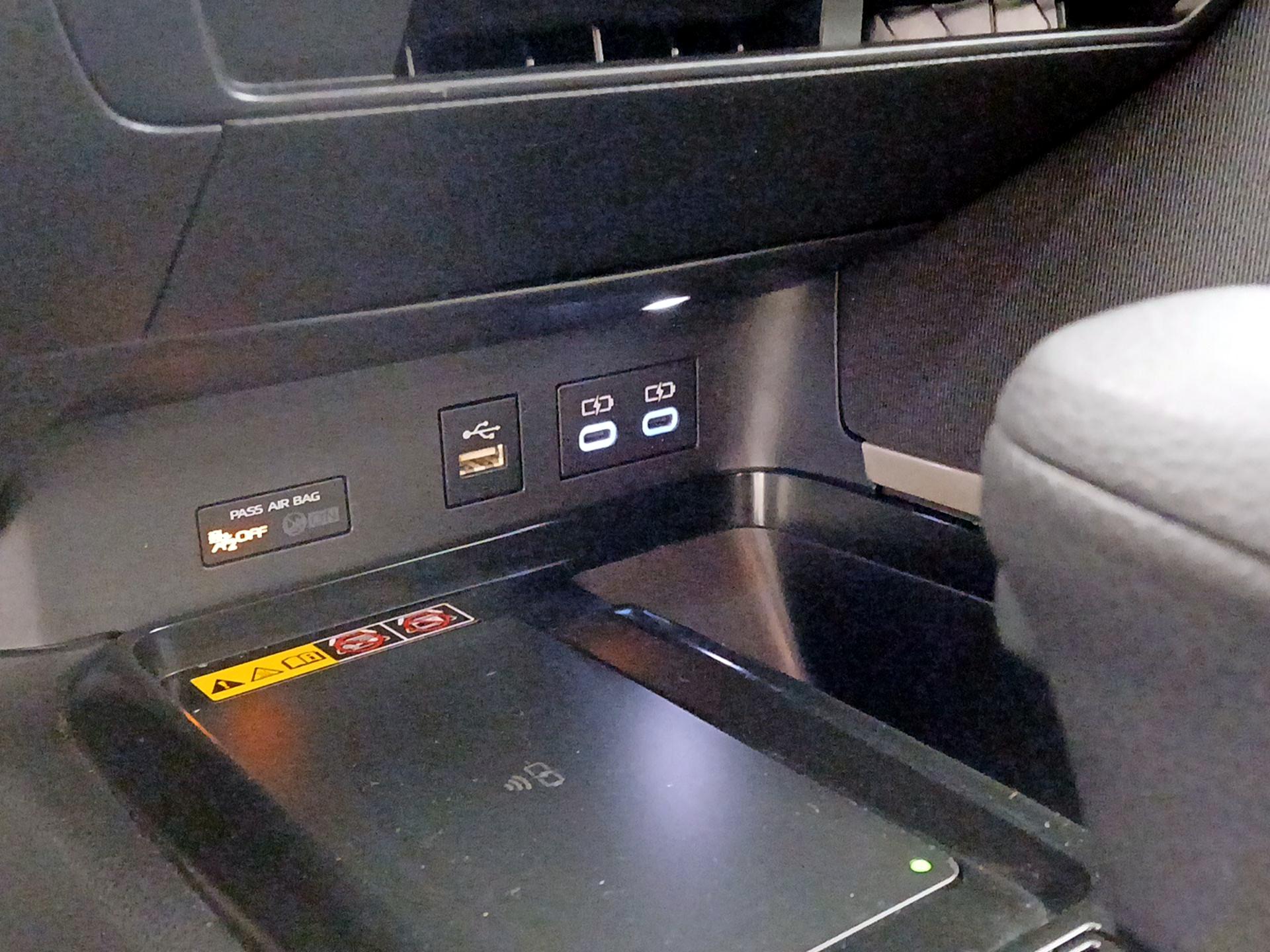 Thumbnail: 2025 Toyota Camry - 19