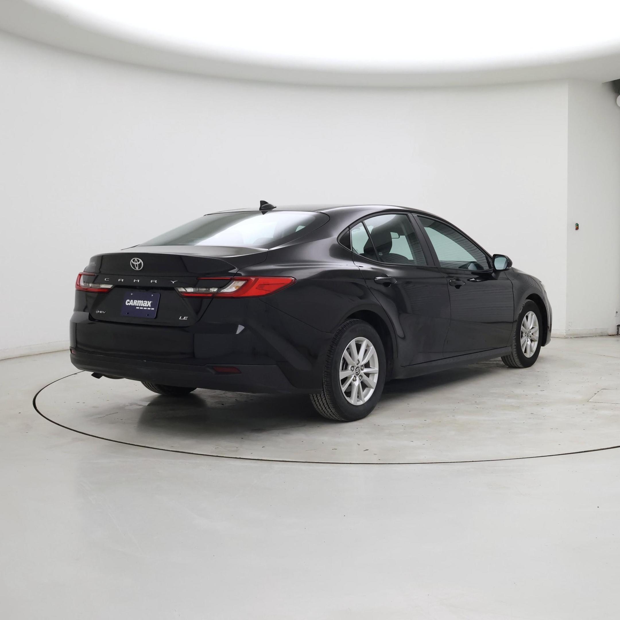 Thumbnail: 2025 Toyota Camry - 8