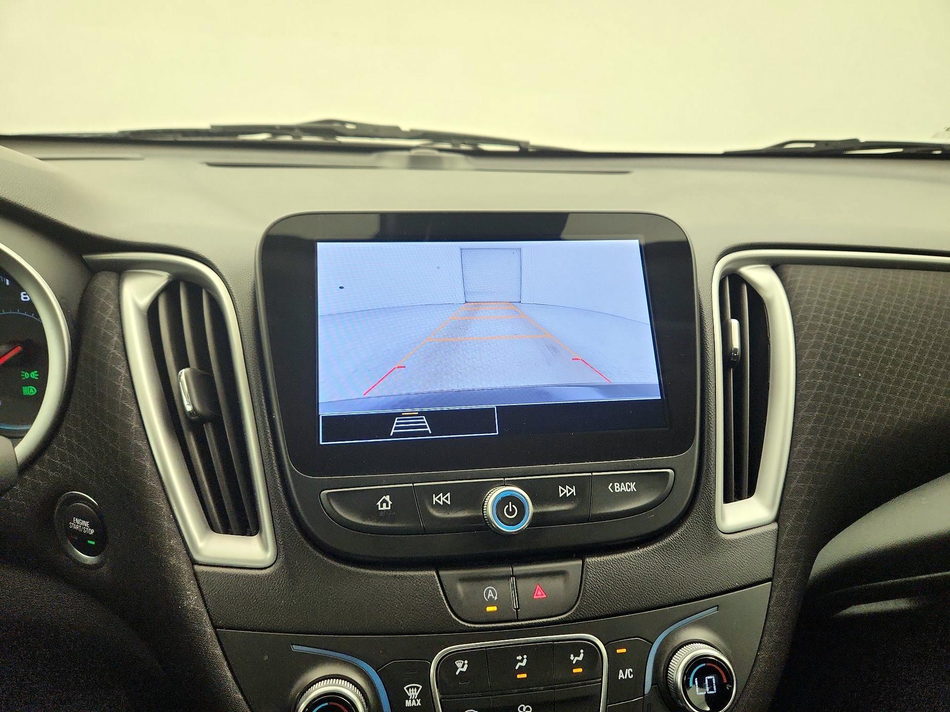 Thumbnail: 2024 Chevrolet Malibu - 12