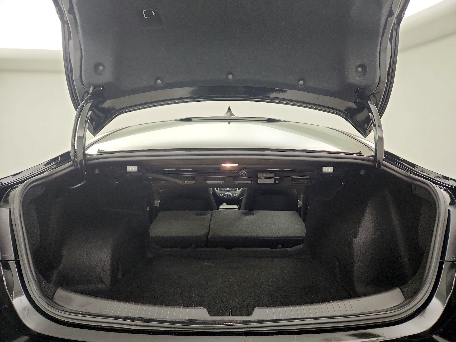 Thumbnail: 2024 Chevrolet Malibu - 19