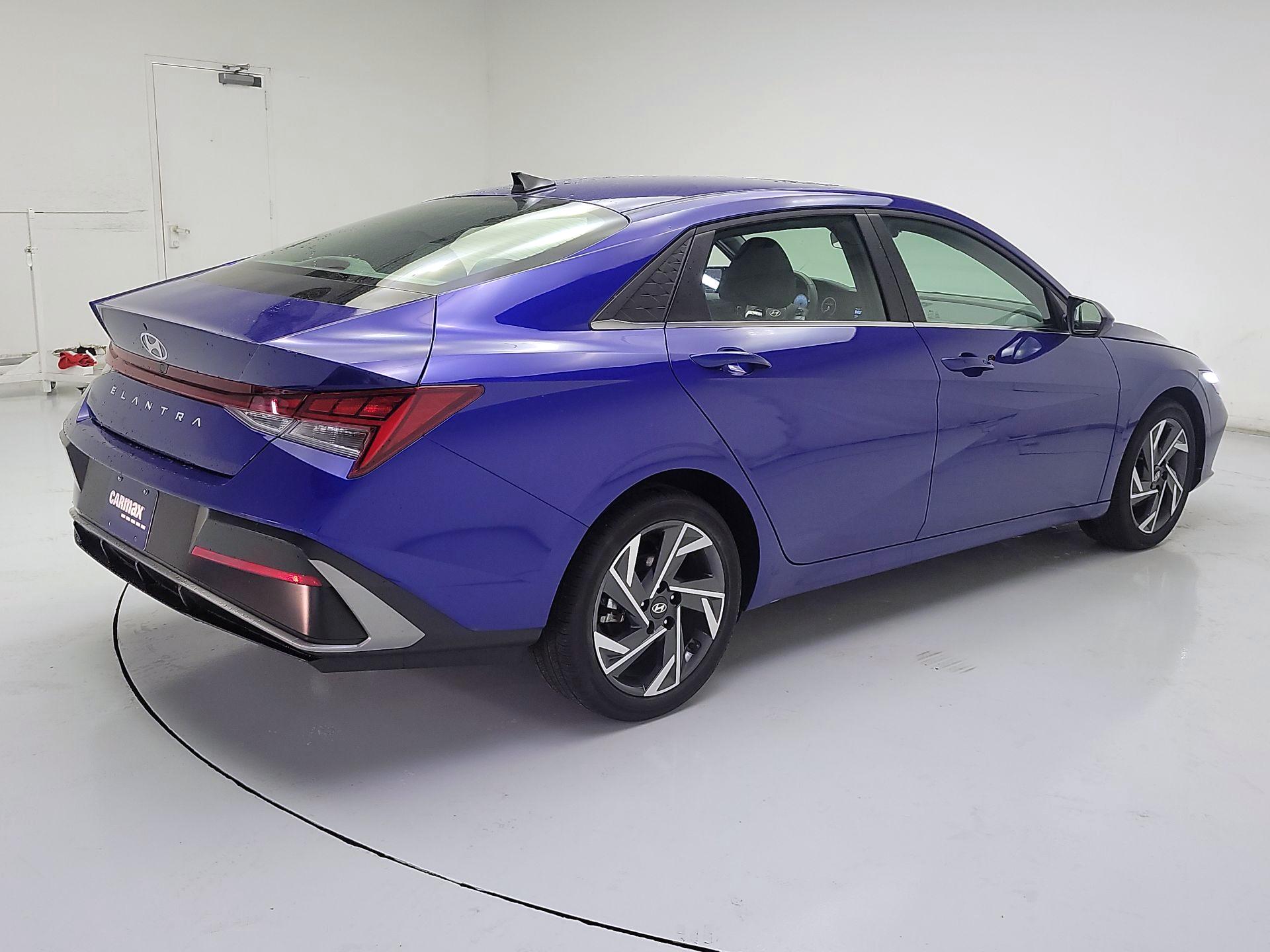 Thumbnail: 2025 Hyundai Elantra - 5