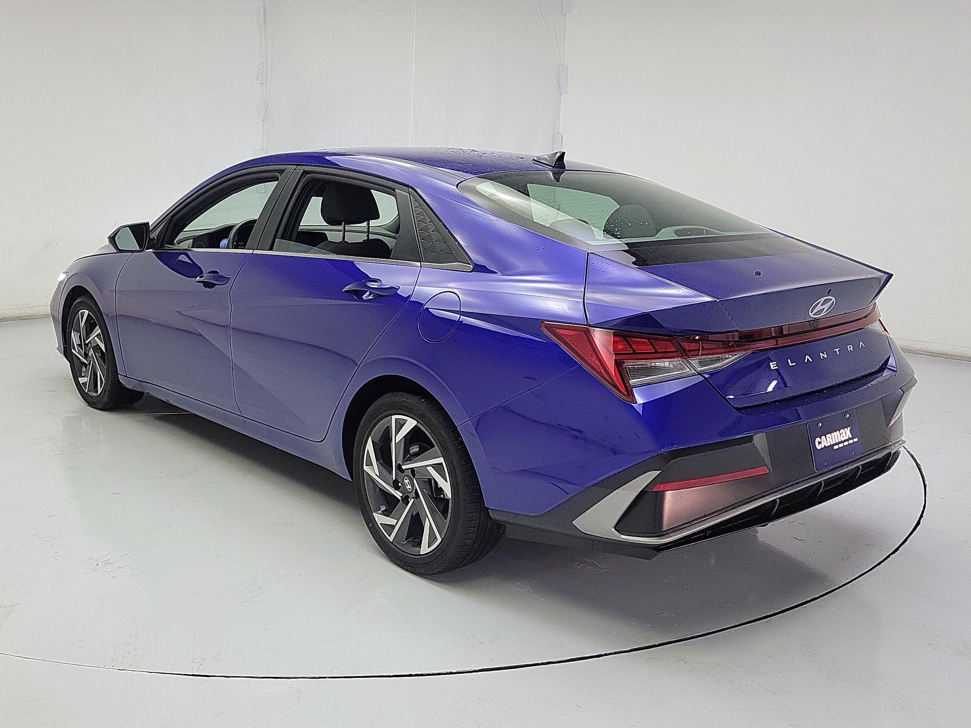 Thumbnail: 2025 Hyundai Elantra - 7