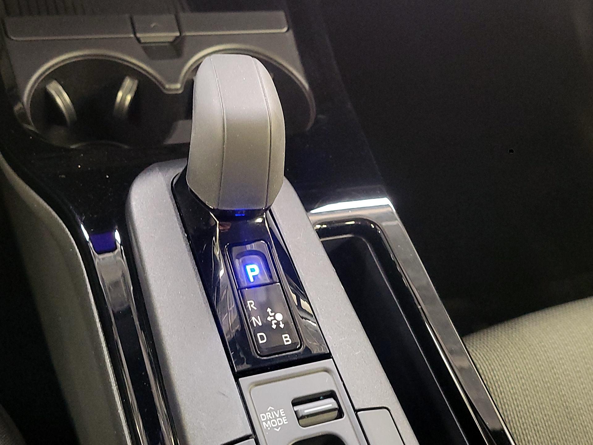 Thumbnail: 2025 Toyota Prius - 15