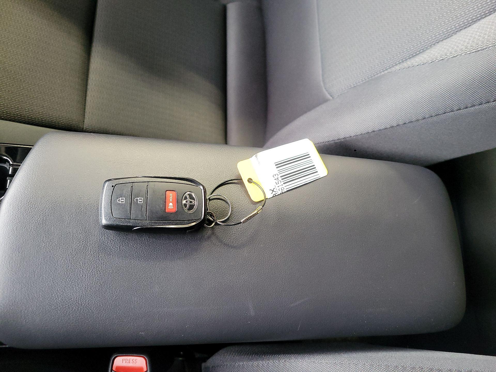 Thumbnail: 2025 Toyota Prius - 20