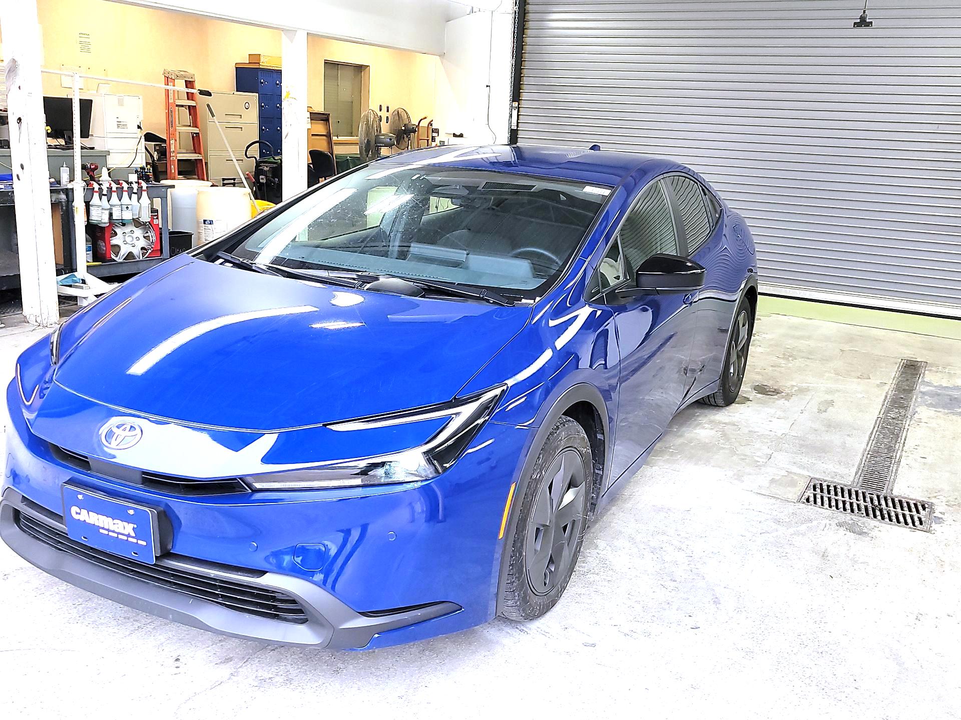 Thumbnail: 2025 Toyota Prius - 3