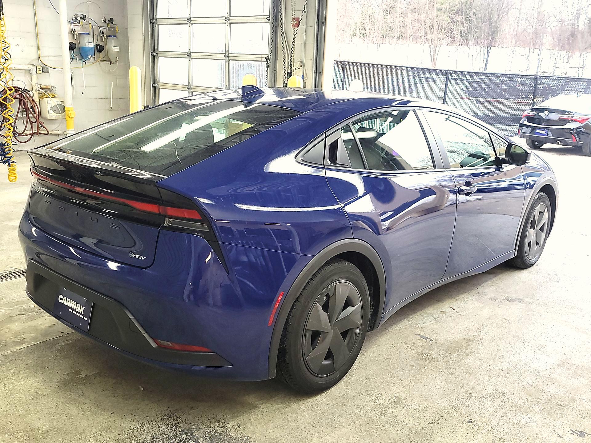 Thumbnail: 2025 Toyota Prius - 5