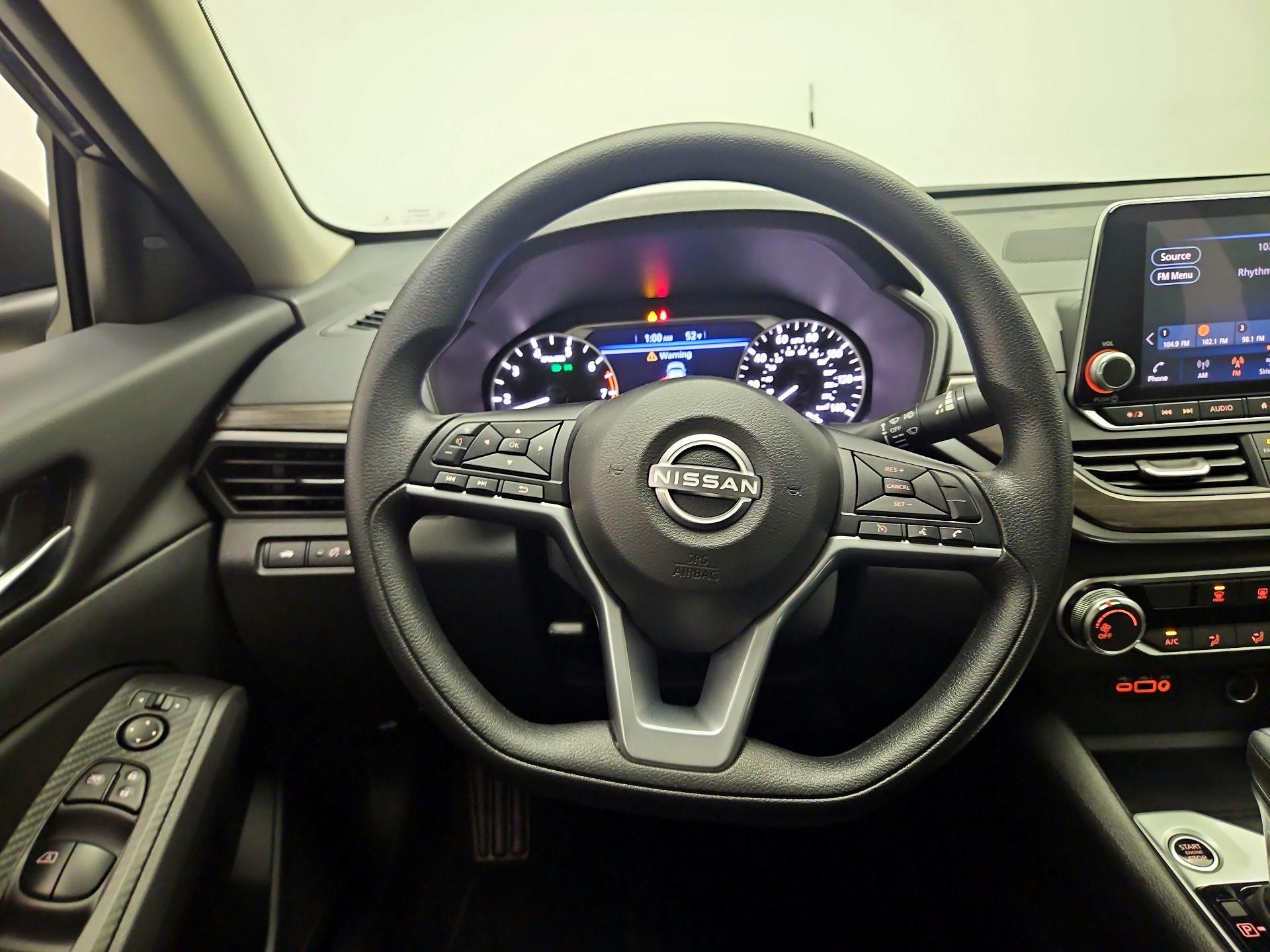 Thumbnail: 2025 Nissan Altima - 10