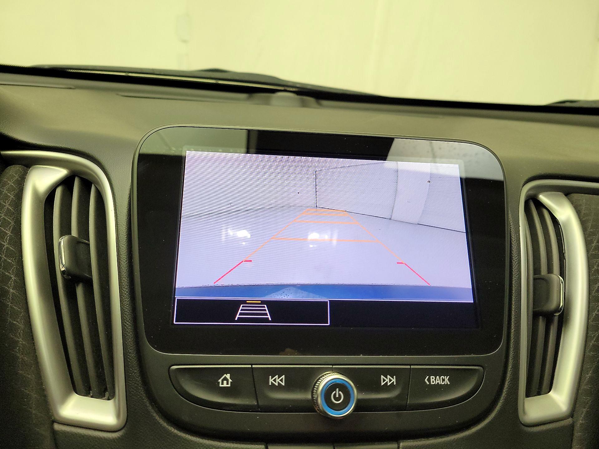 Thumbnail: 2024 Chevrolet Malibu - 12