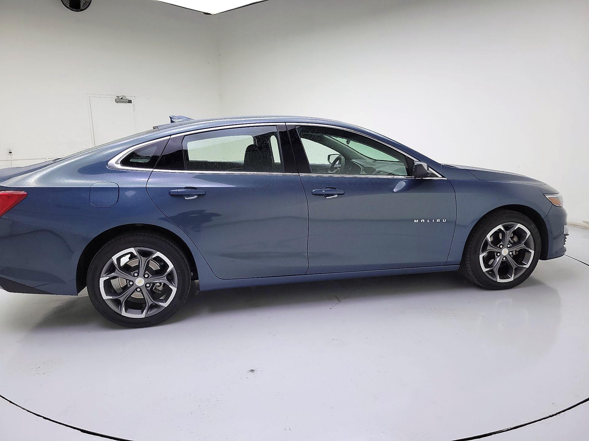 Thumbnail: 2024 Chevrolet Malibu - 4