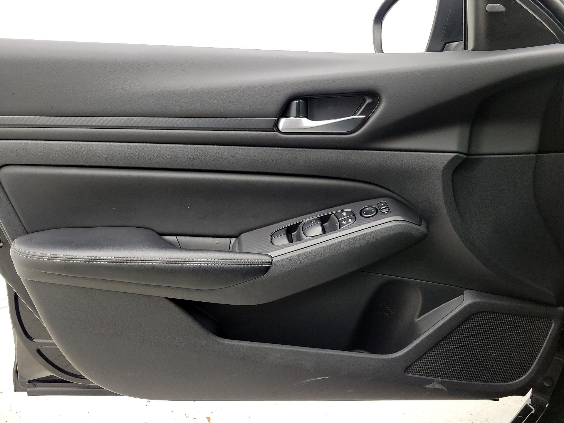 Thumbnail: 2025 Nissan Altima - 12