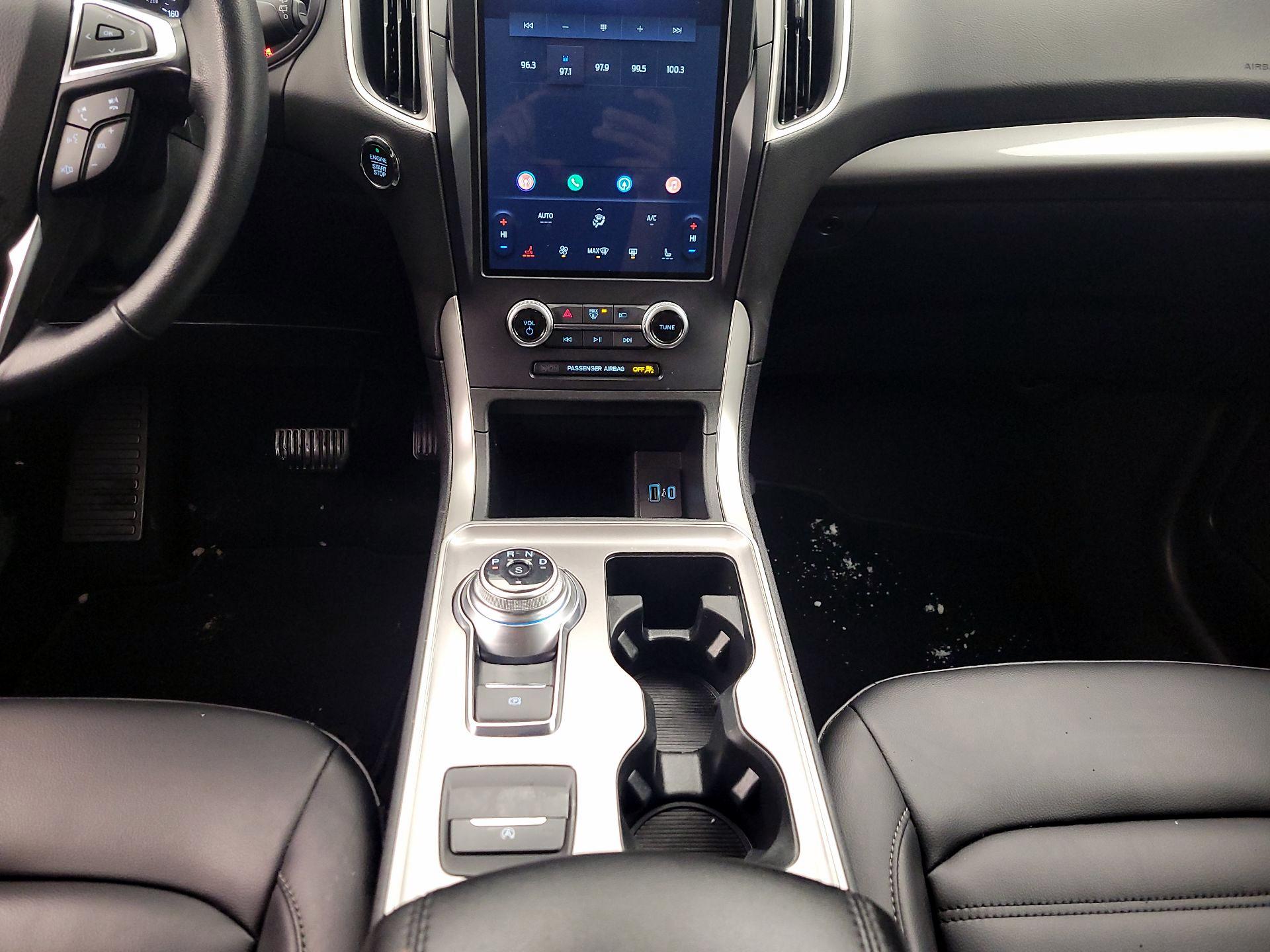 Thumbnail: 2024 Ford Edge - 17