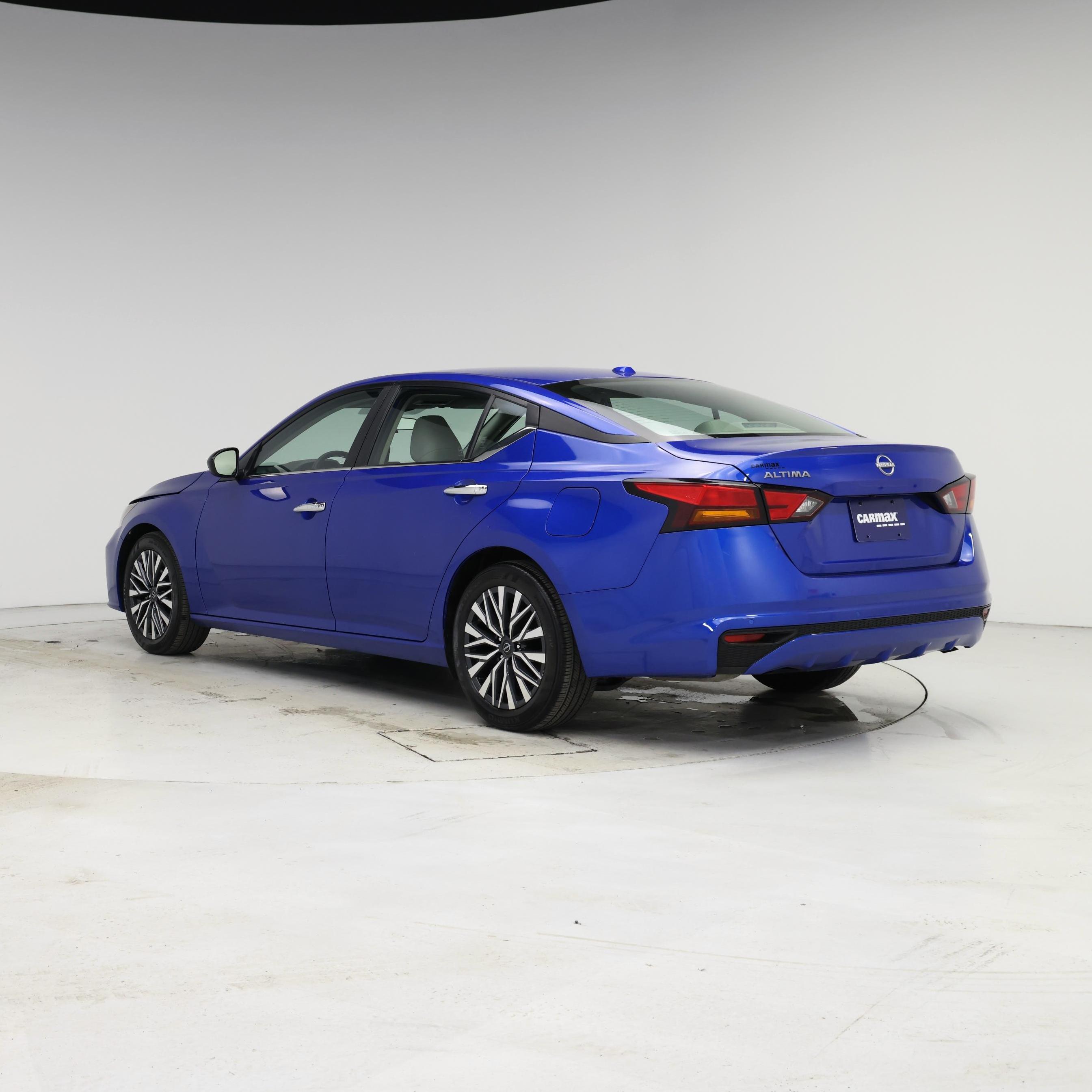 Thumbnail: 2025 Nissan Altima - 2