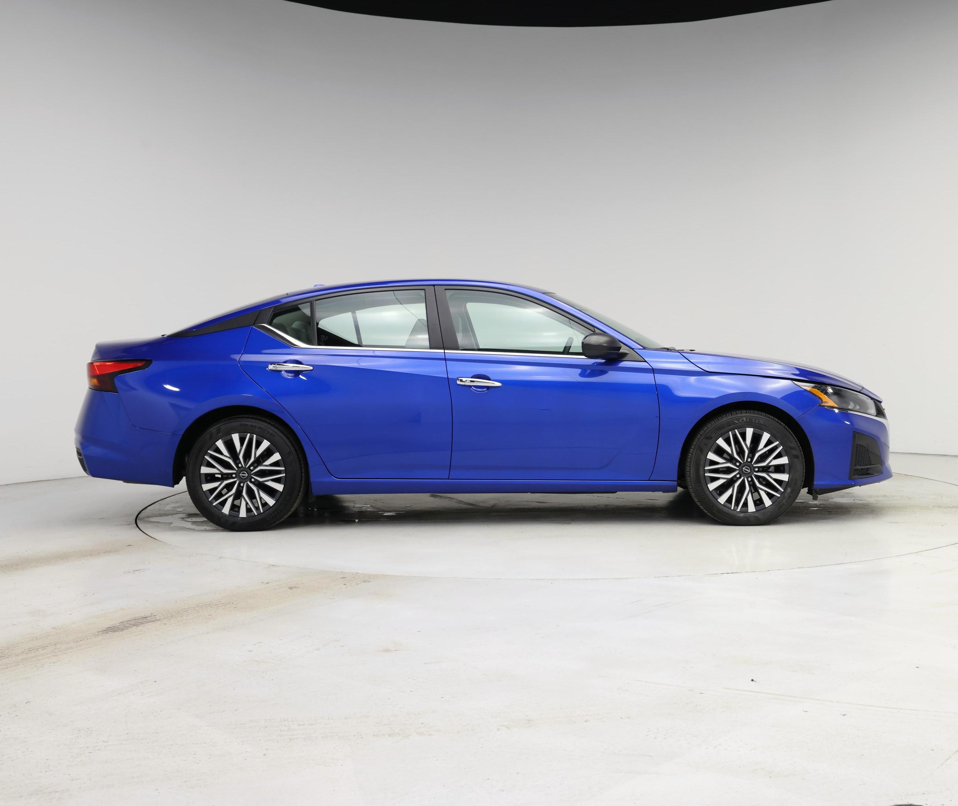 Thumbnail: 2025 Nissan Altima - 7