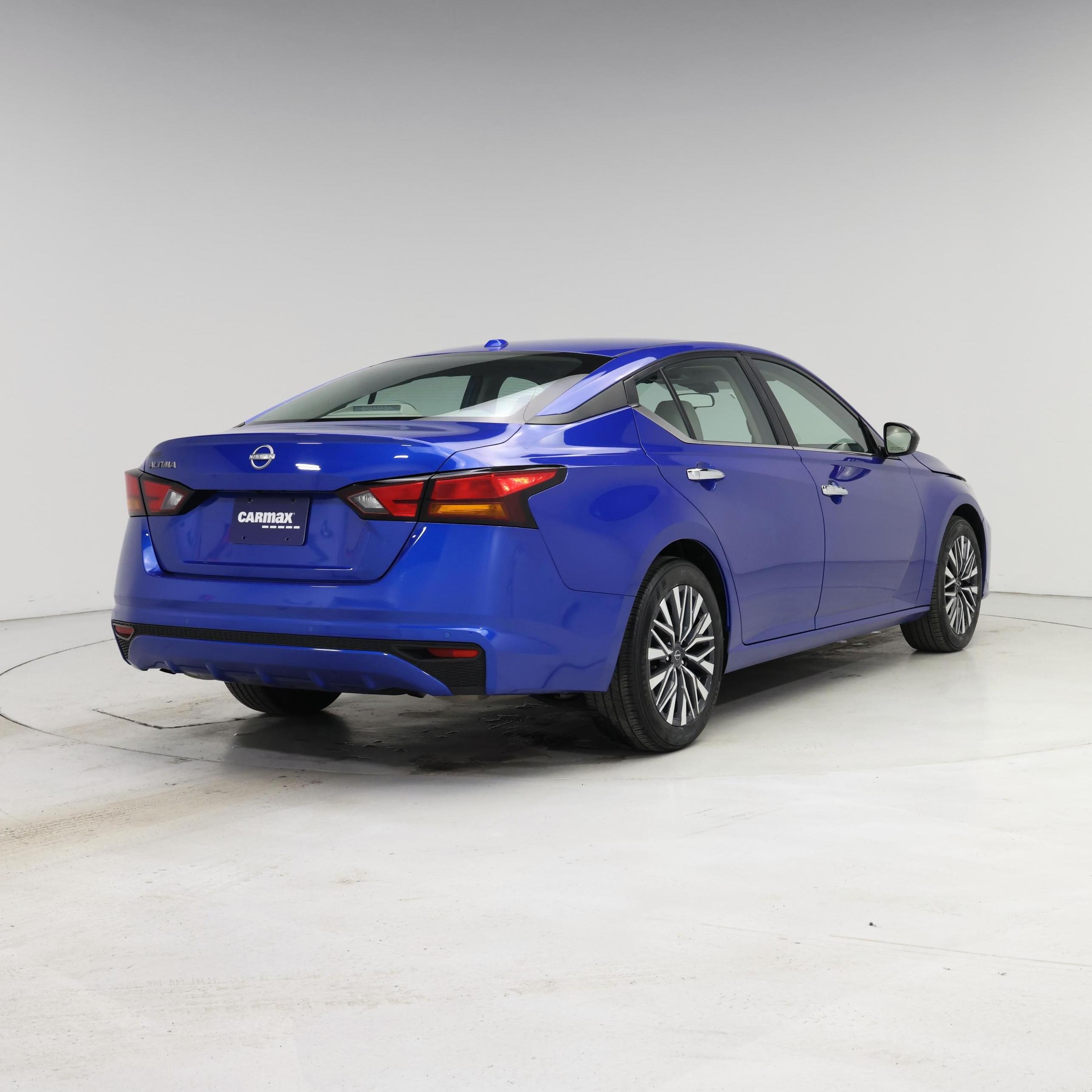 Thumbnail: 2025 Nissan Altima - 8