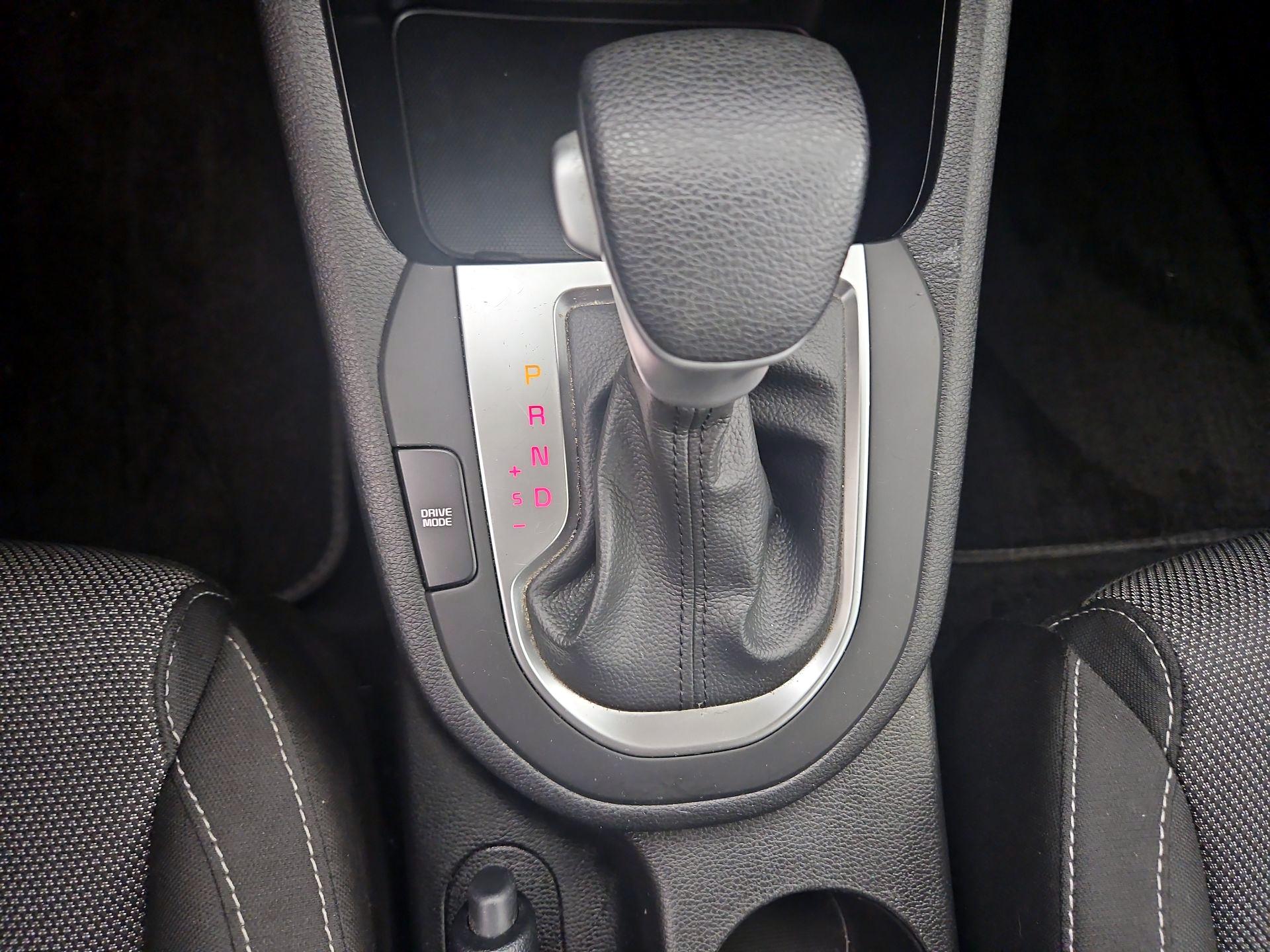 Thumbnail: 2024 Kia Forte - 17