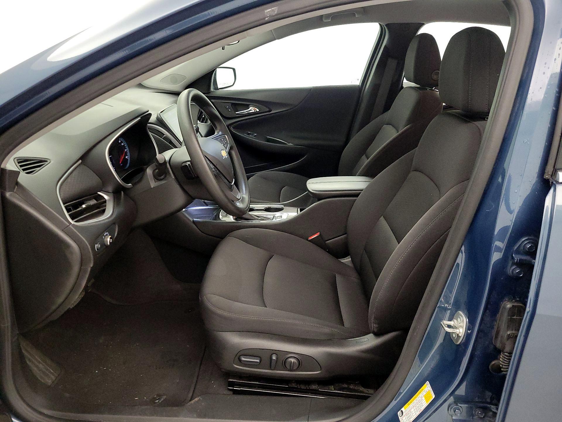 Thumbnail: 2024 Chevrolet Malibu - 11