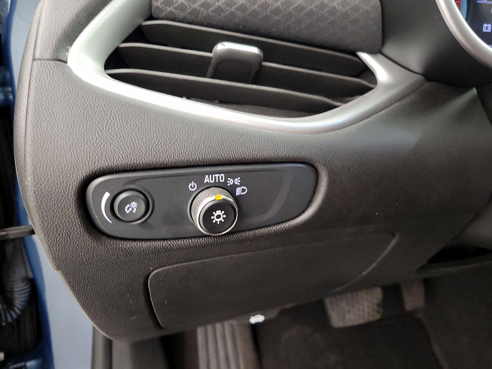 Thumbnail: 2024 Chevrolet Malibu - 13