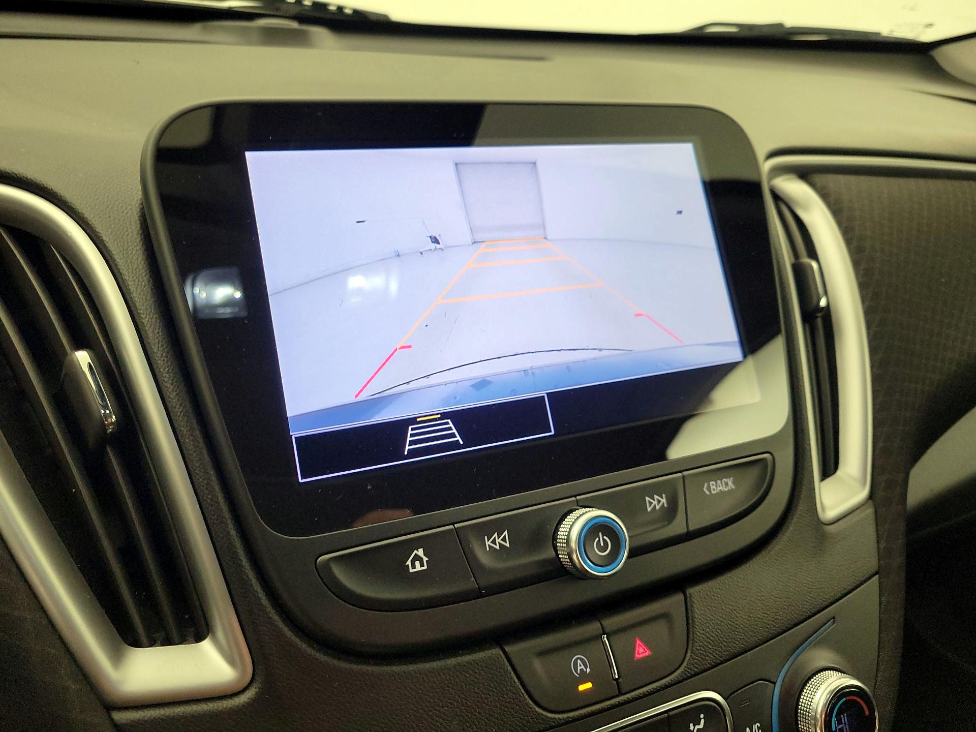 Thumbnail: 2024 Chevrolet Malibu - 14