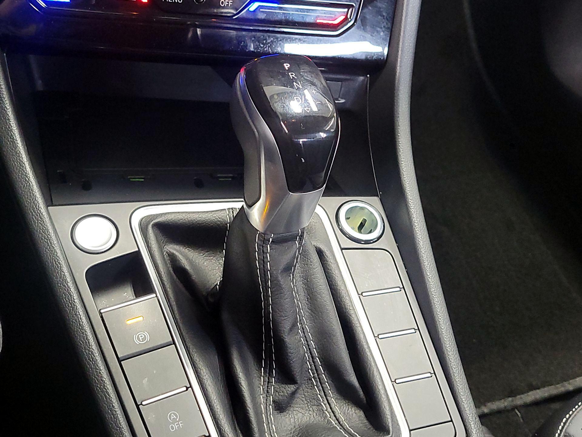 Thumbnail: 2025 Volkswagen Jetta - 17