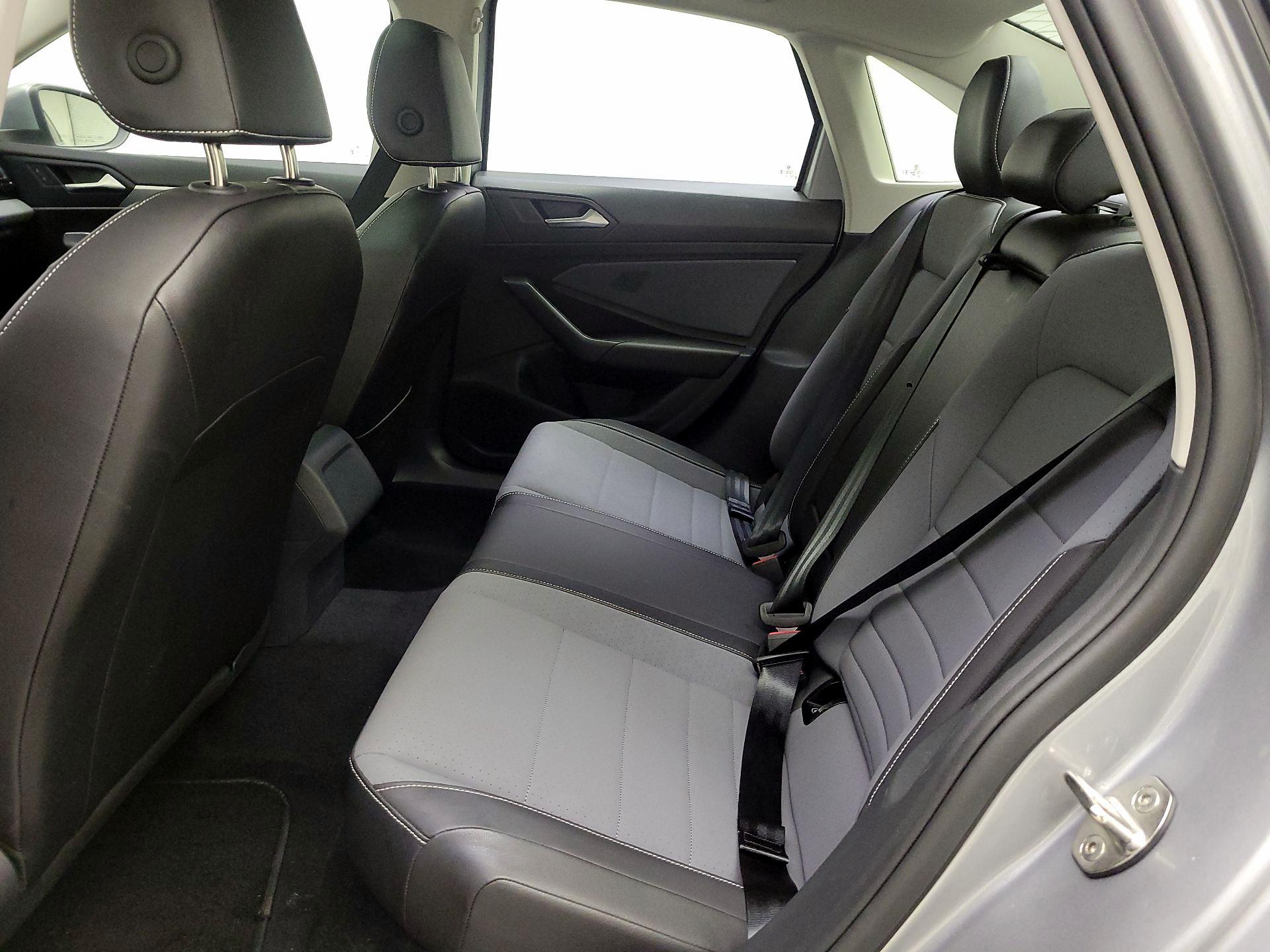 Thumbnail: 2025 Volkswagen Jetta - 20