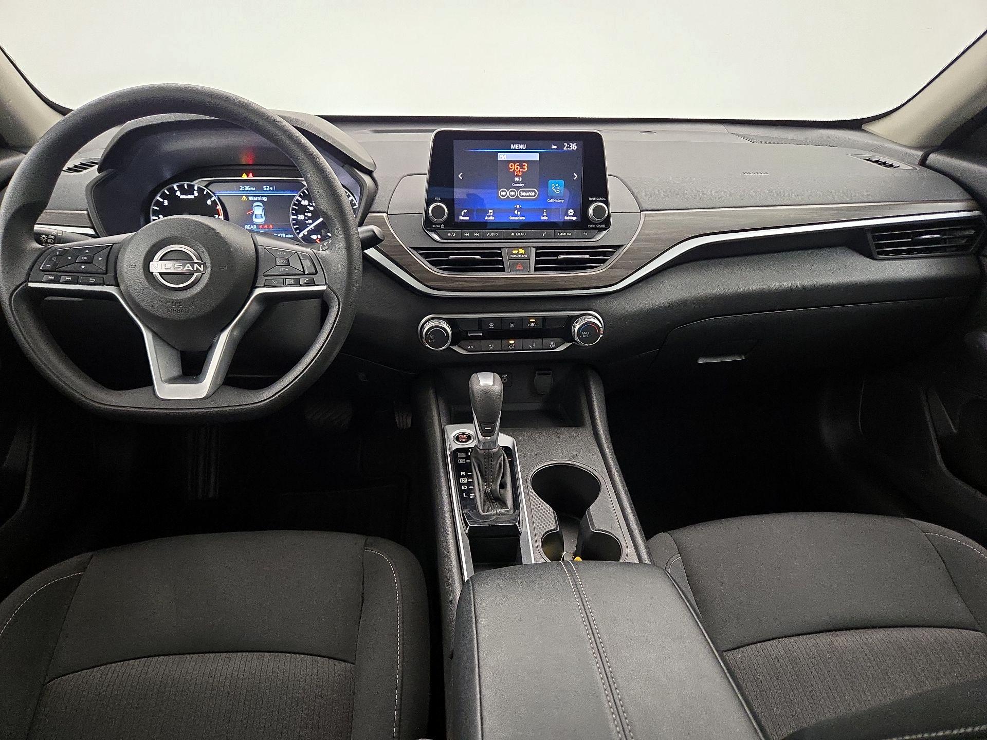 Thumbnail: 2025 Nissan Altima - 9