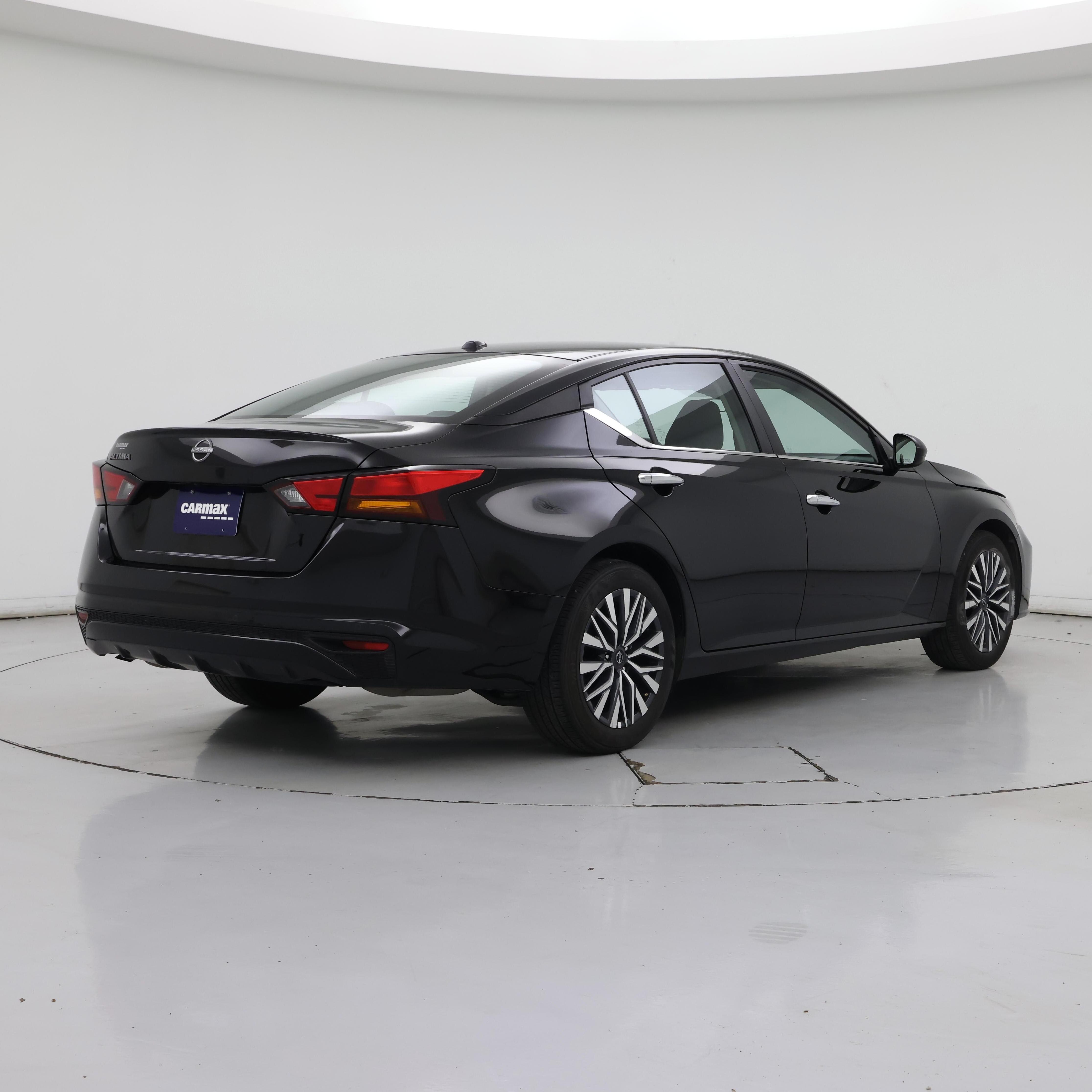 Thumbnail: 2025 Nissan Altima - 8