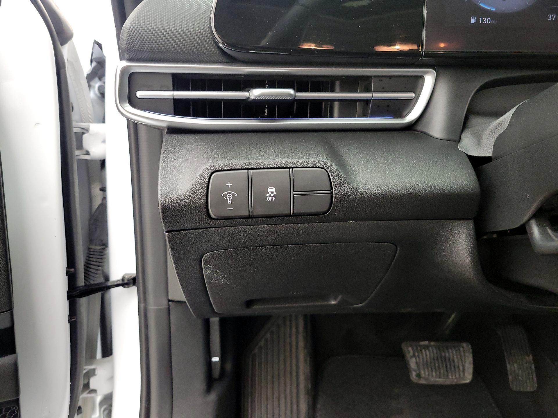 Thumbnail: 2025 Hyundai Elantra - 13