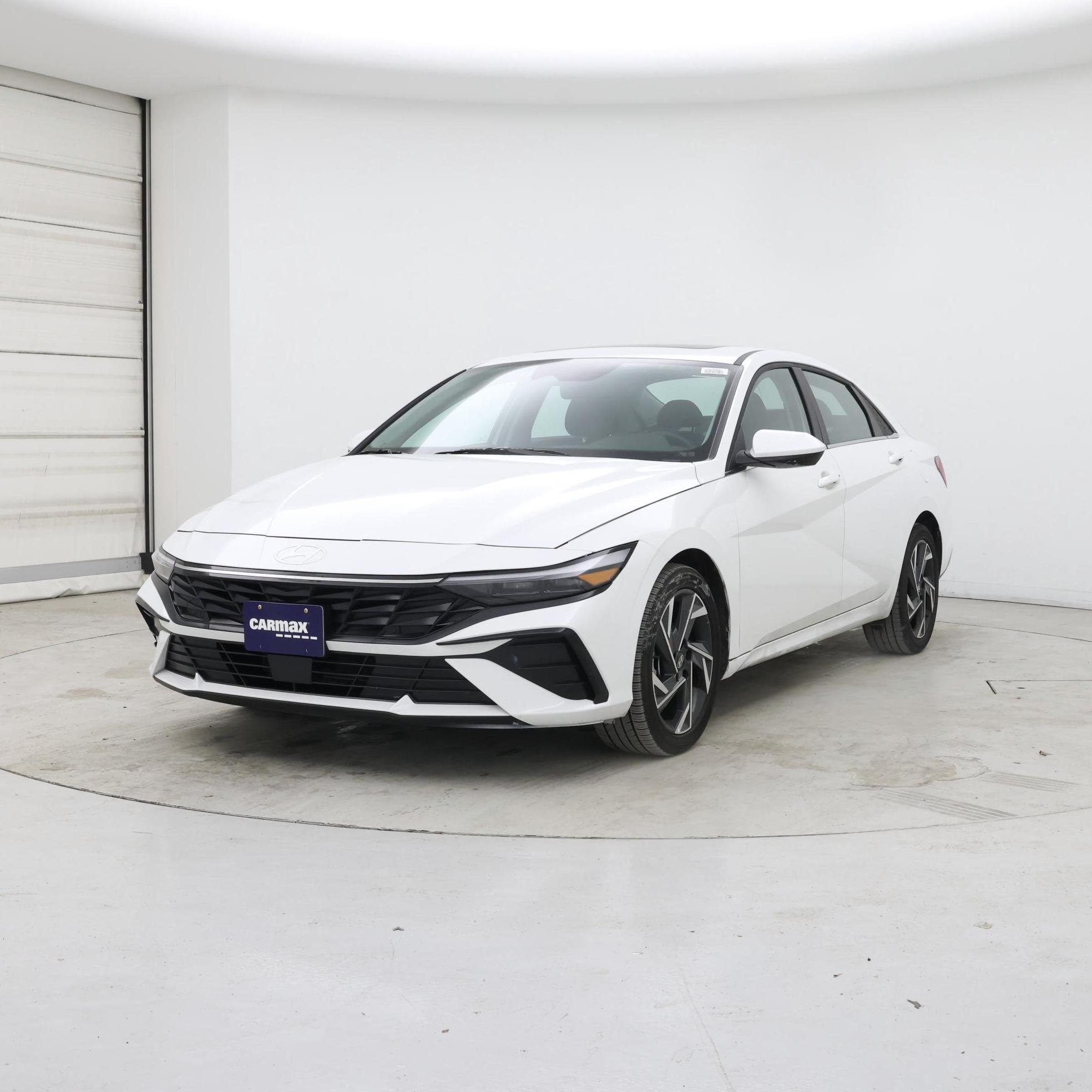 Thumbnail: 2025 Hyundai Elantra - 4