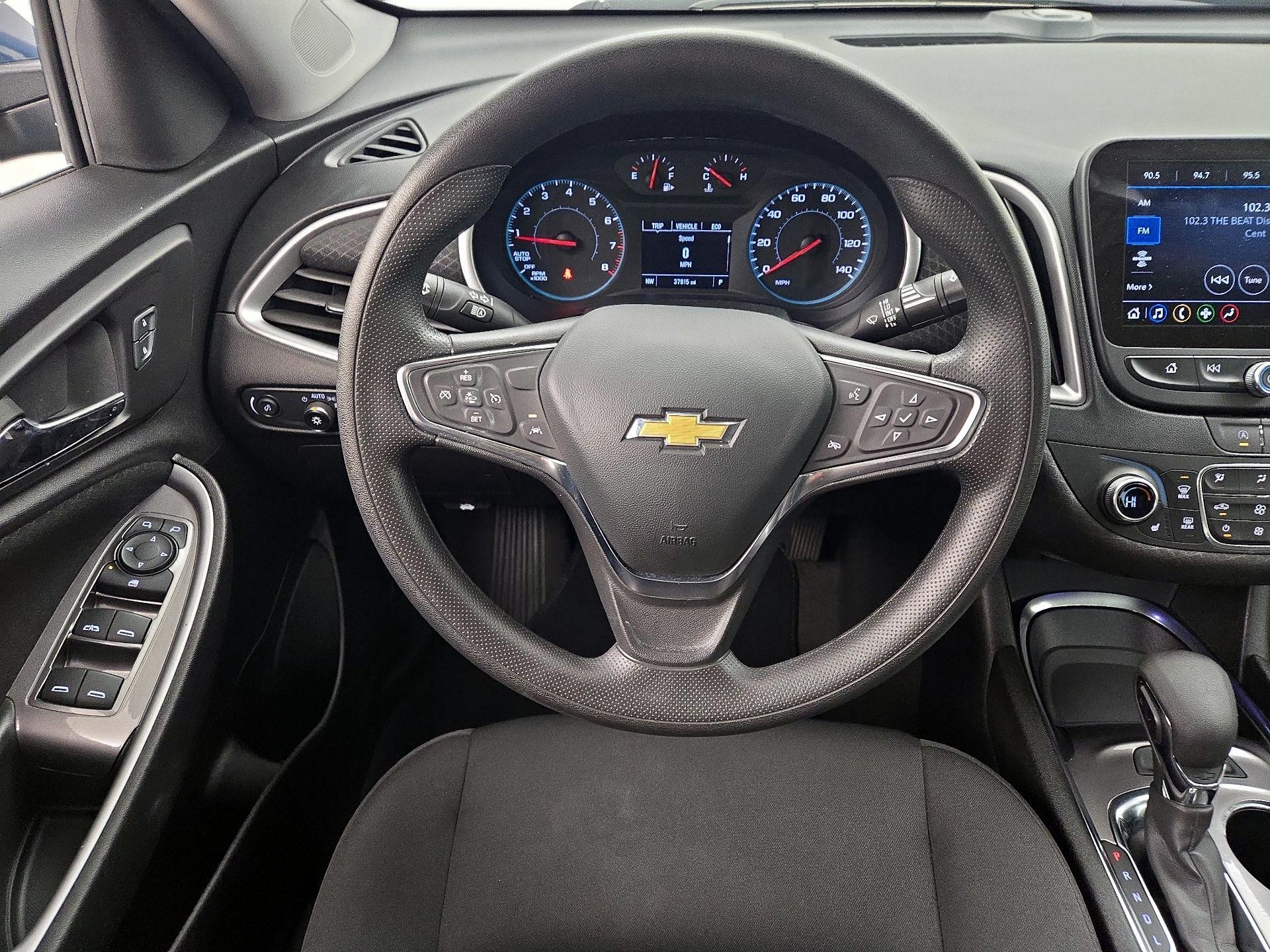 Thumbnail: 2024 Chevrolet Malibu - 10