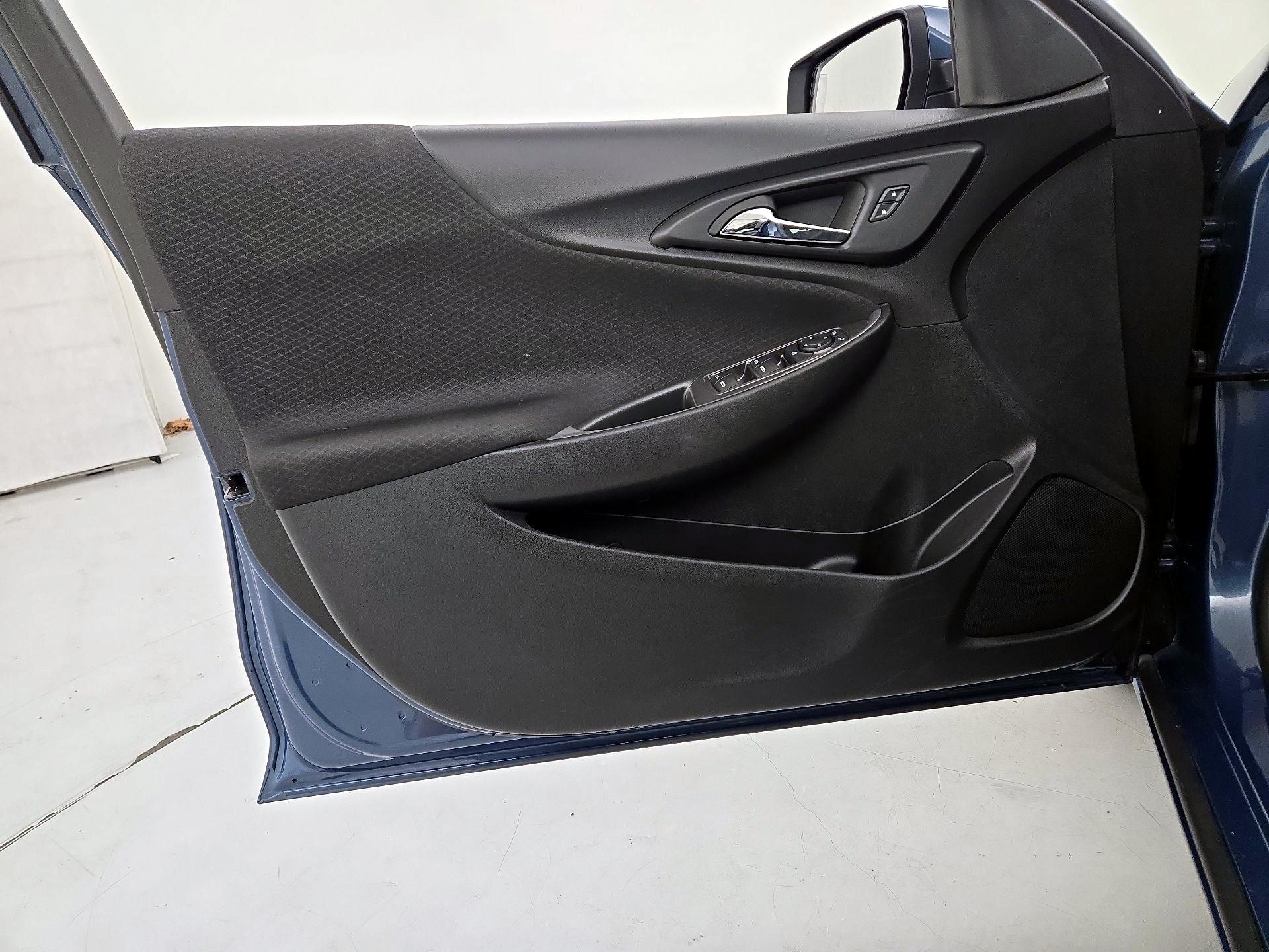 Thumbnail: 2024 Chevrolet Malibu - 12