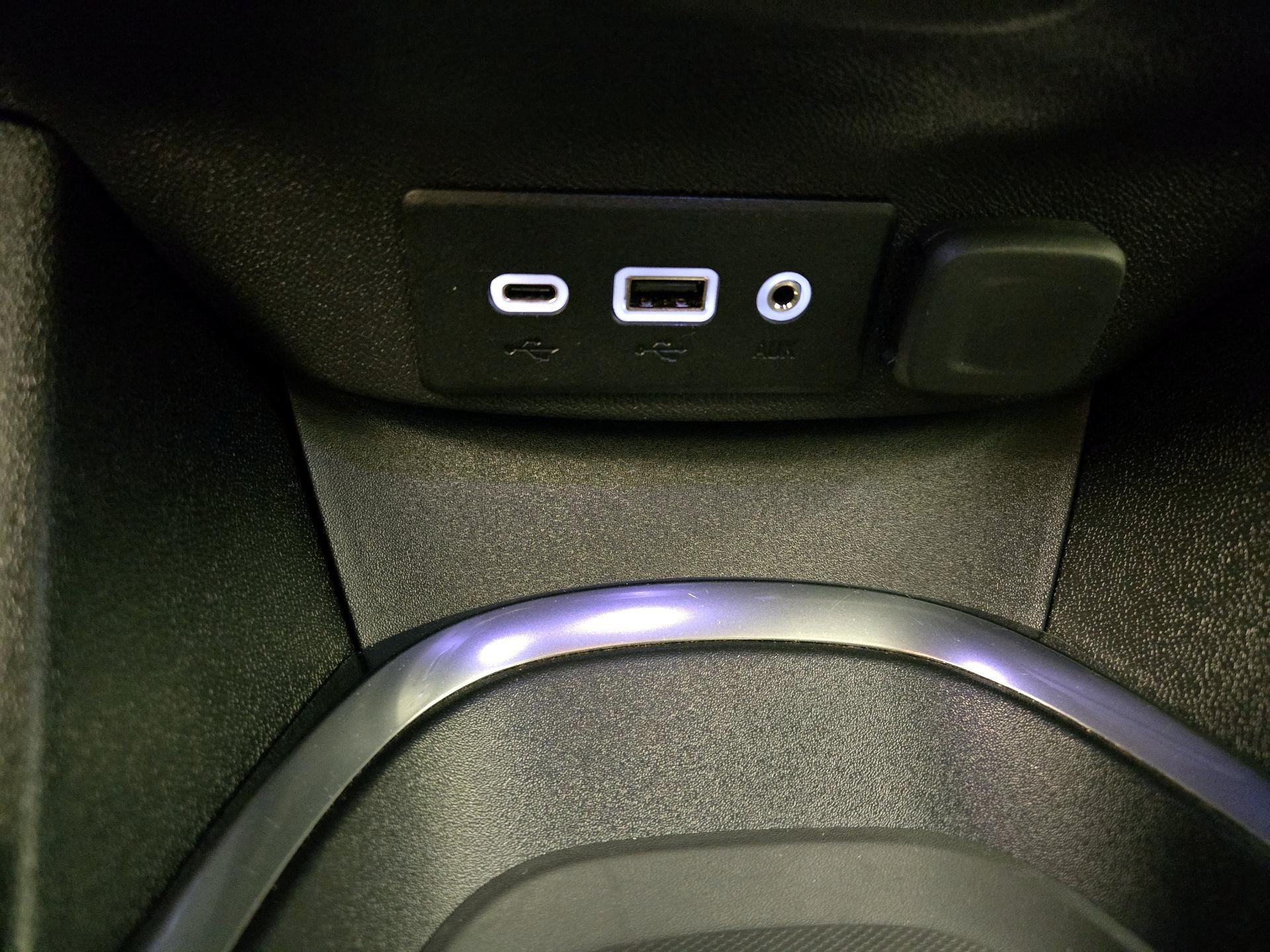 Thumbnail: 2024 Chevrolet Malibu - 18