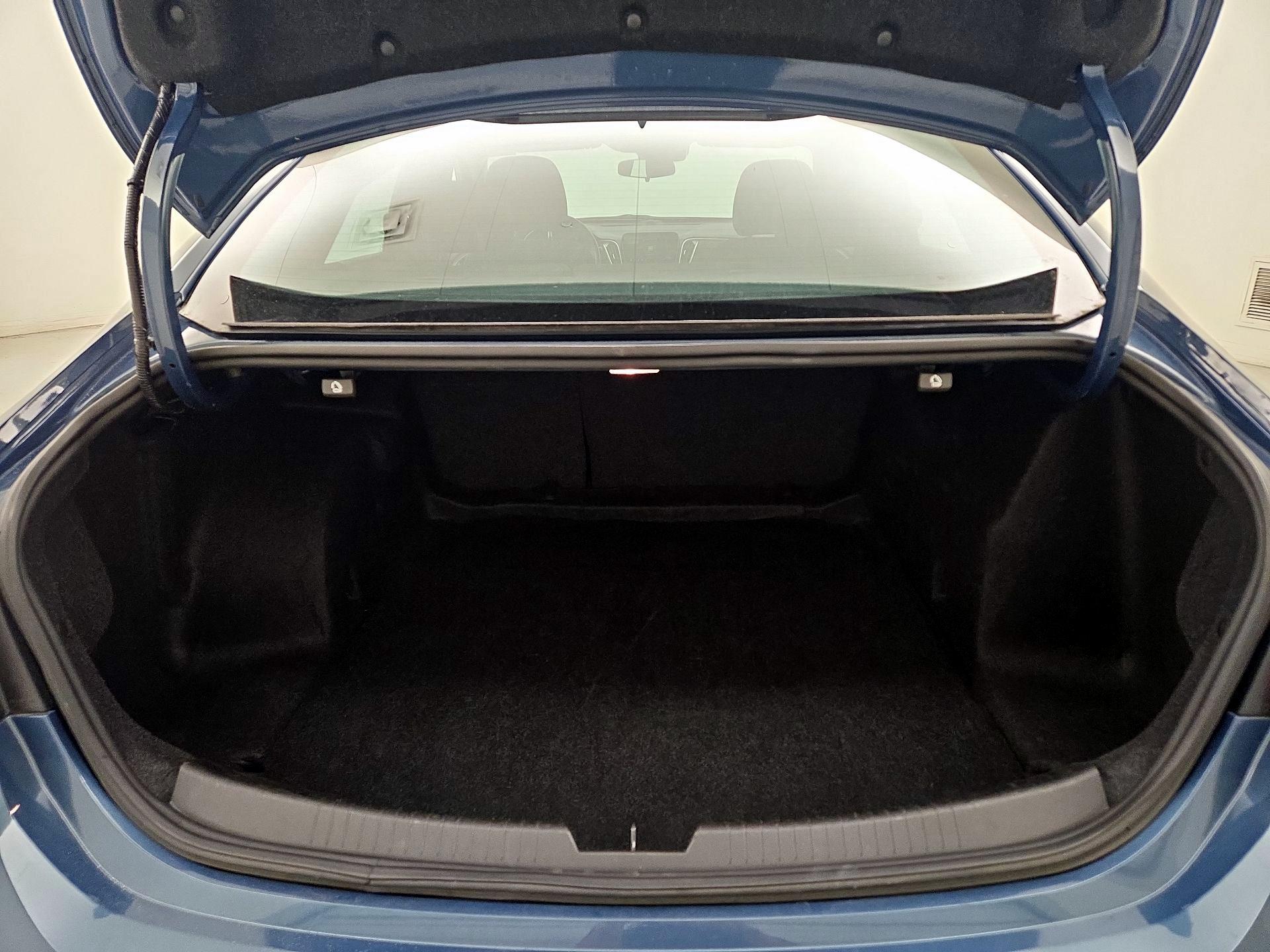 Thumbnail: 2024 Chevrolet Malibu - 20