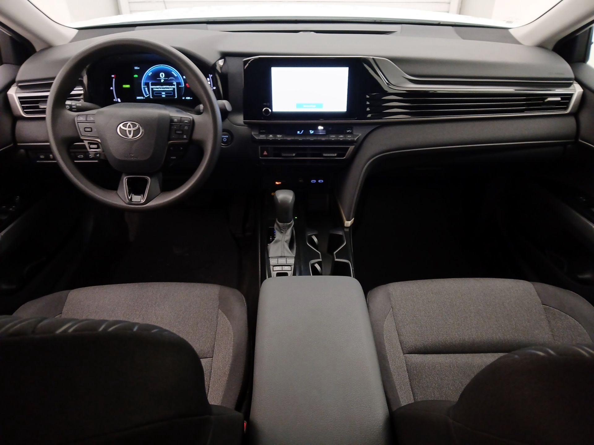 Thumbnail: 2025 Toyota Camry - 9