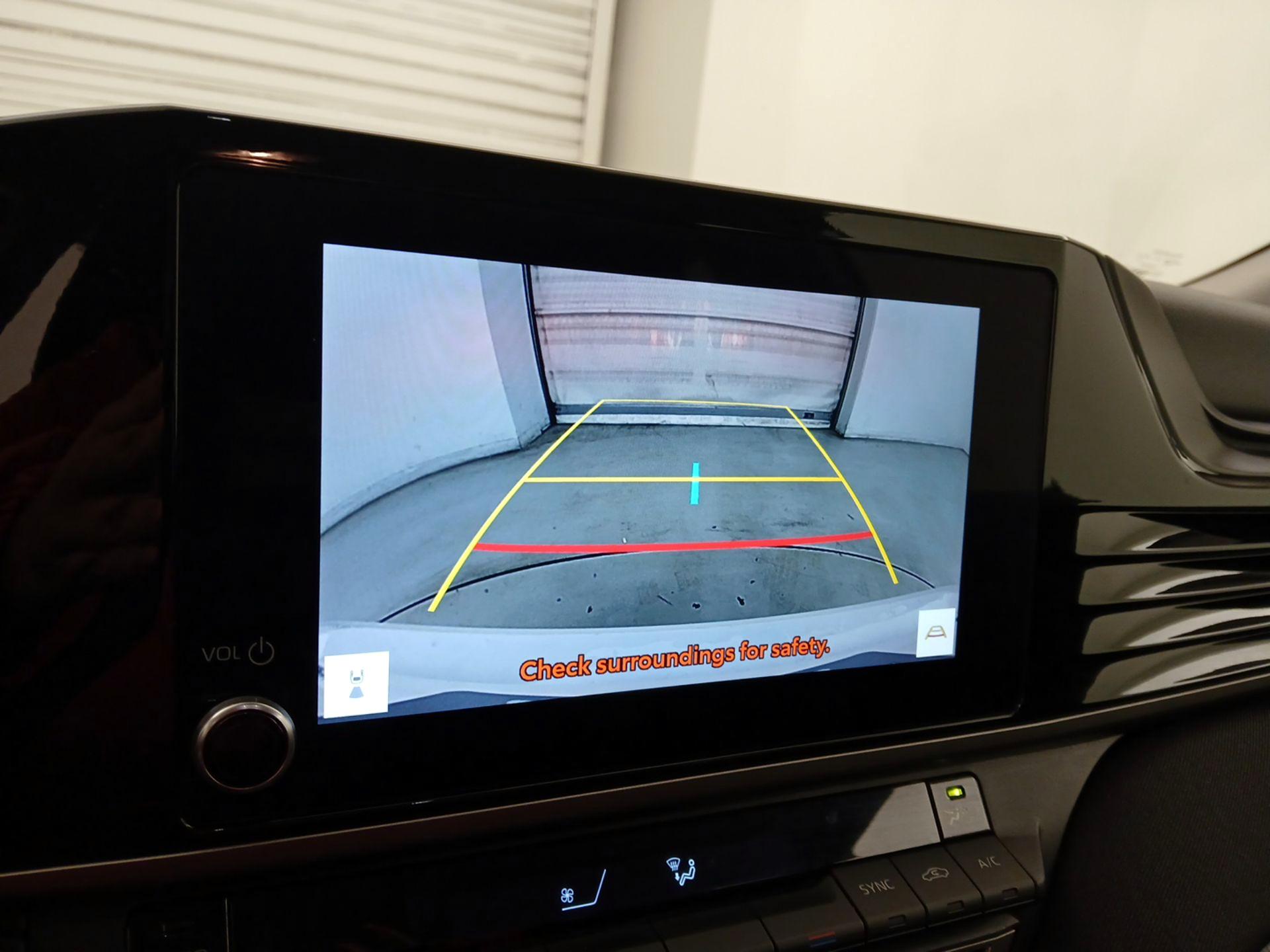 Thumbnail: 2025 Toyota Camry - 14