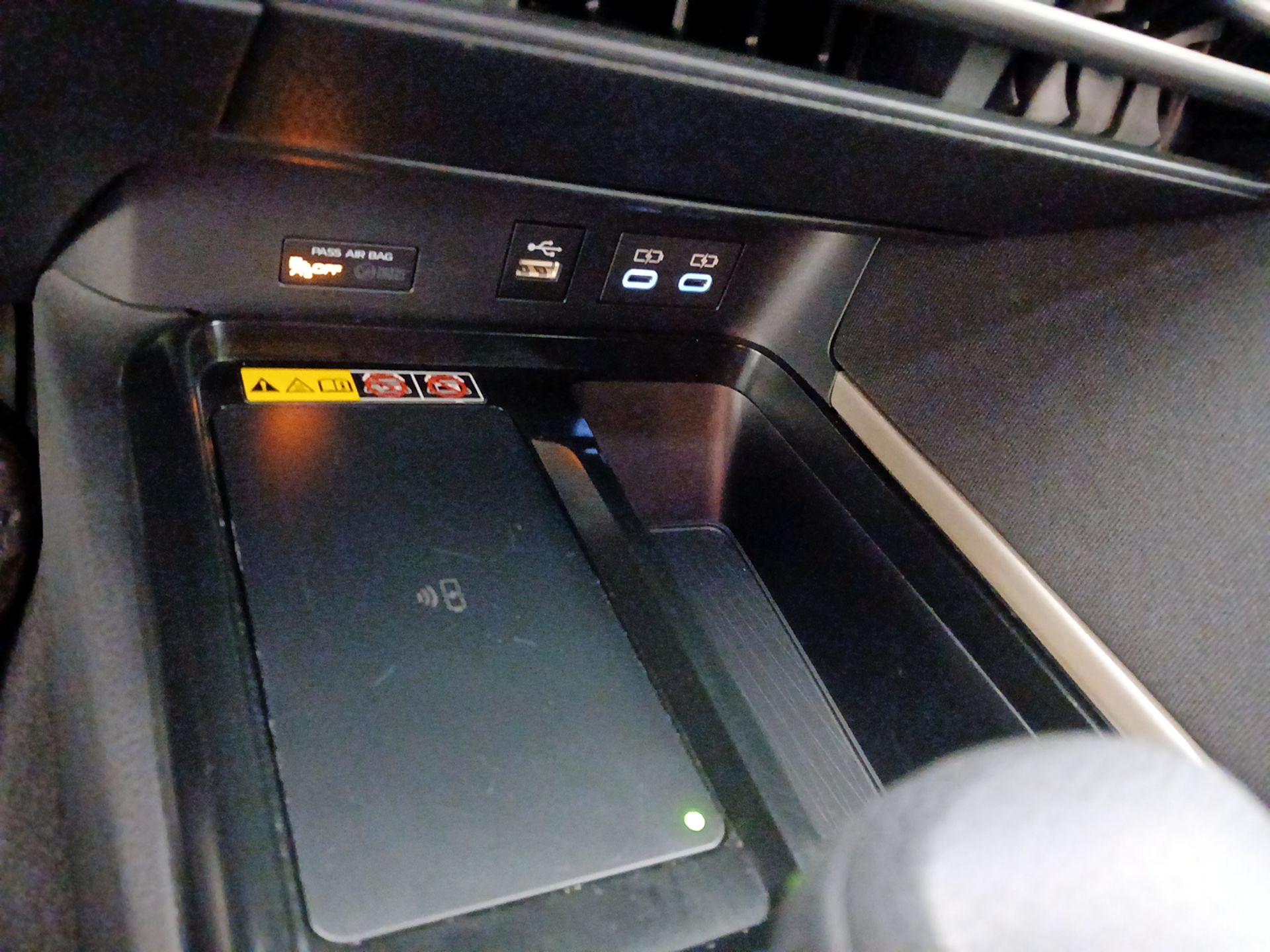 Thumbnail: 2025 Toyota Camry - 18