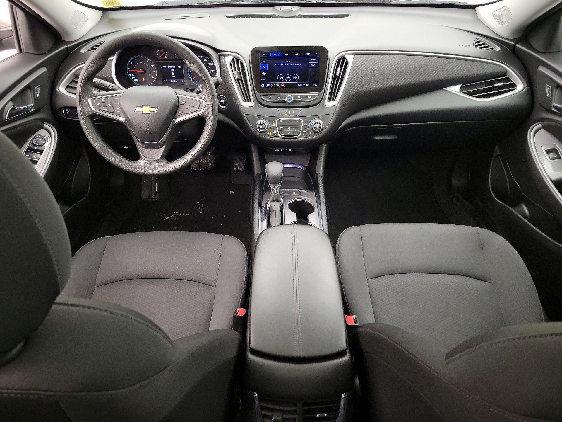 Thumbnail: 2024 Chevrolet Malibu - 9