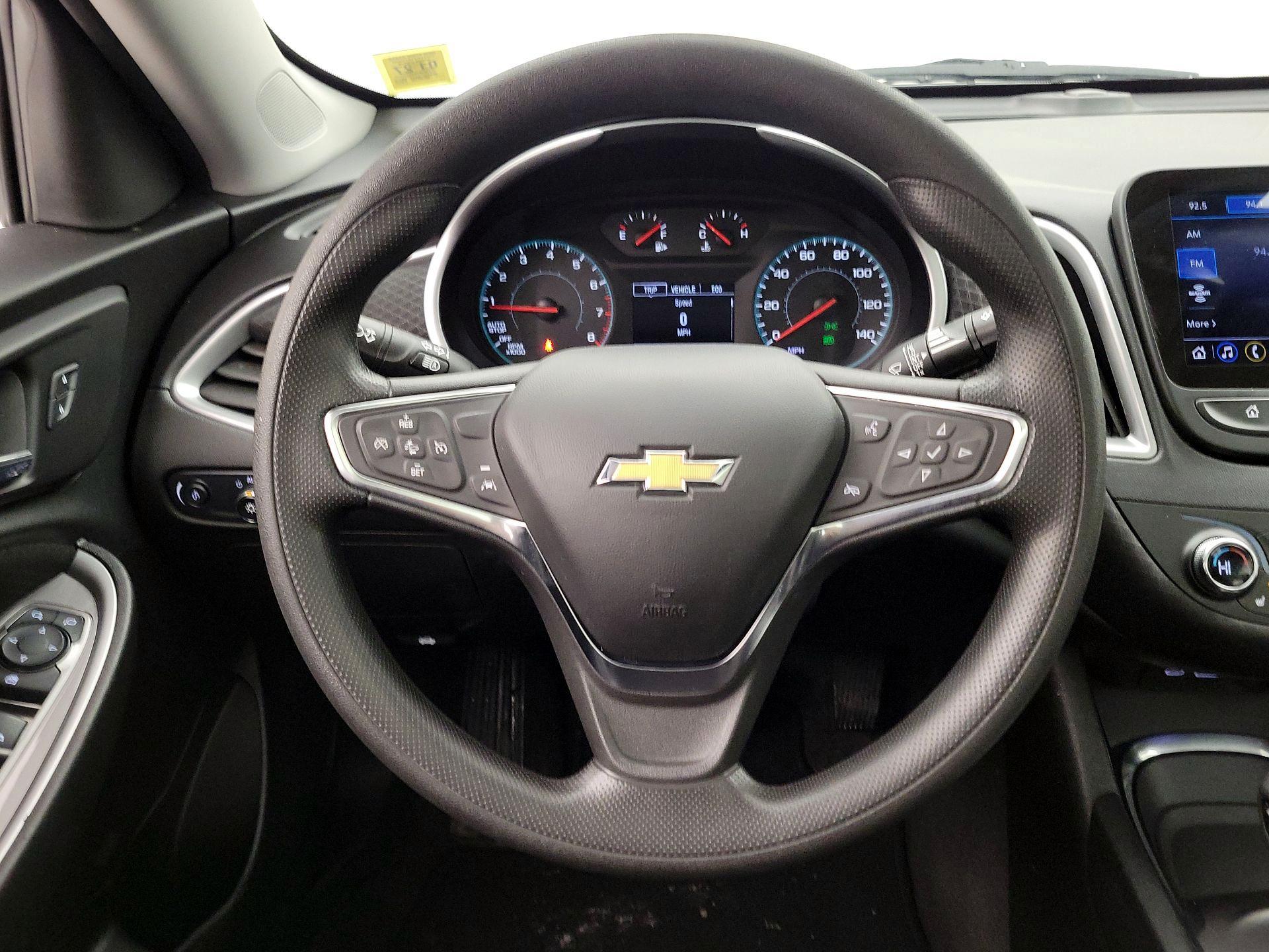 Thumbnail: 2024 Chevrolet Malibu - 10