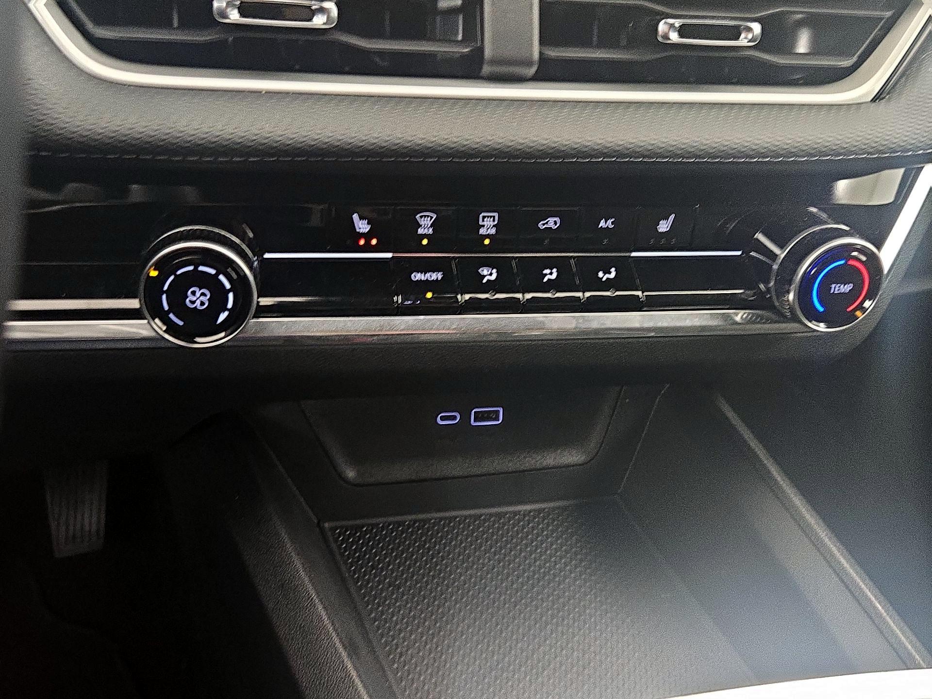 Thumbnail: 2025 Chevrolet Equinox - 17