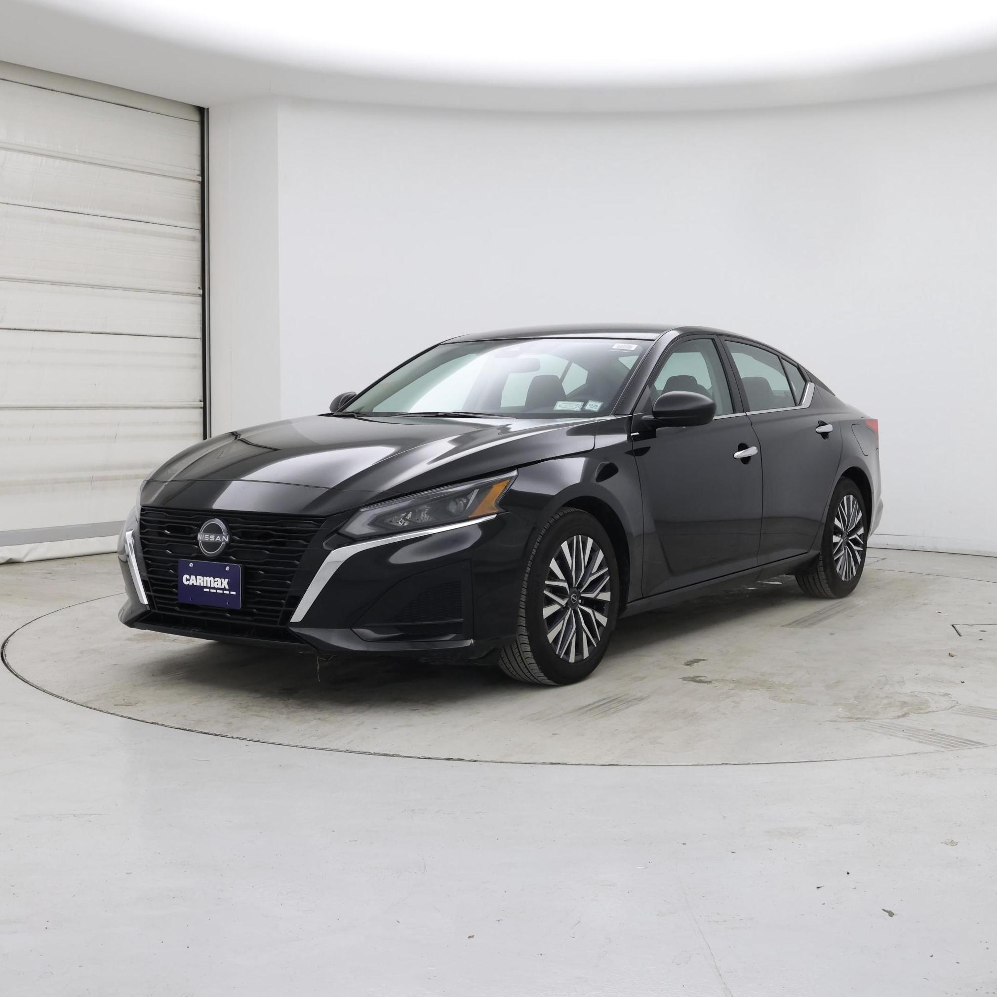 Thumbnail: 2025 Nissan Altima - 4