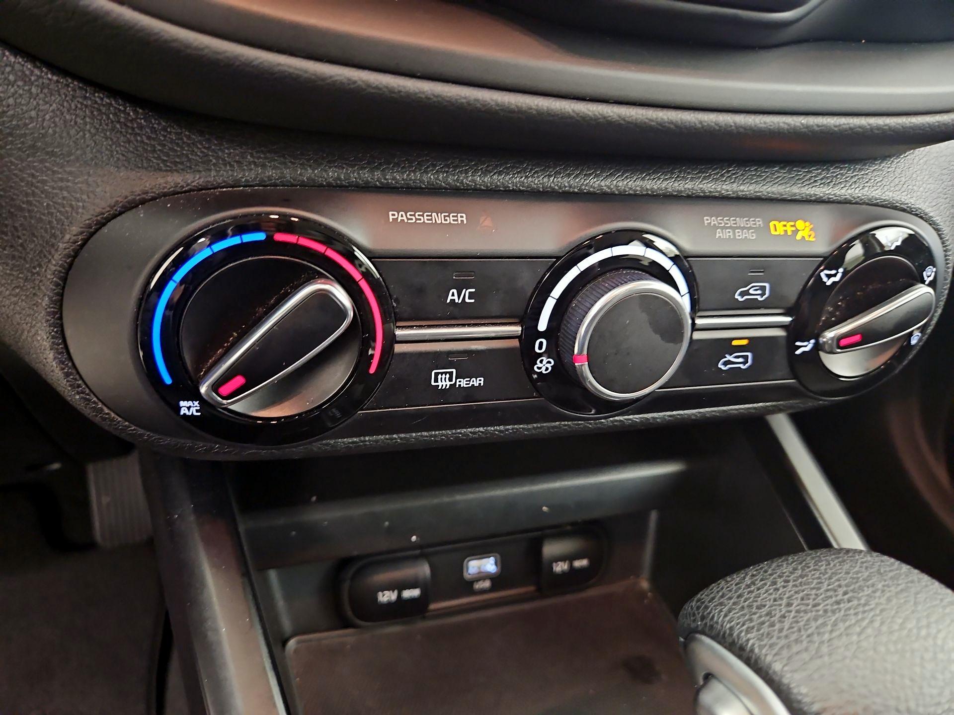 Thumbnail: 2025 Kia Soul - 16